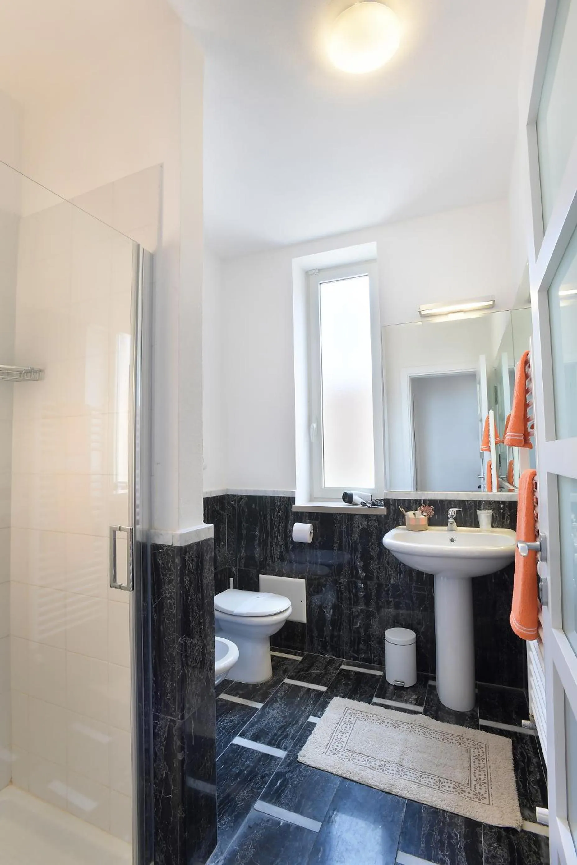 Bathroom in Bio&B Acquaviva