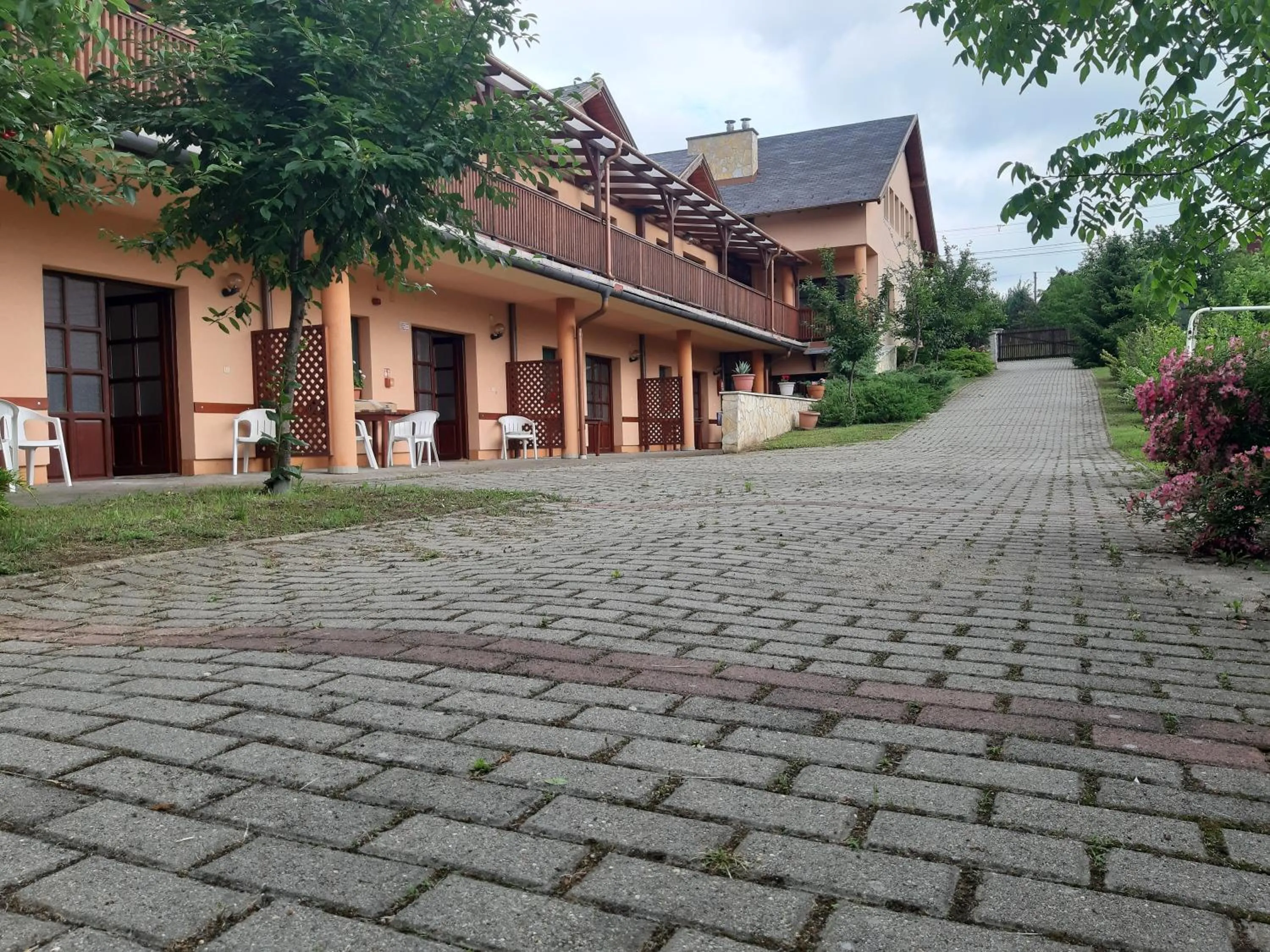 Property building in Bianka Apartmanház