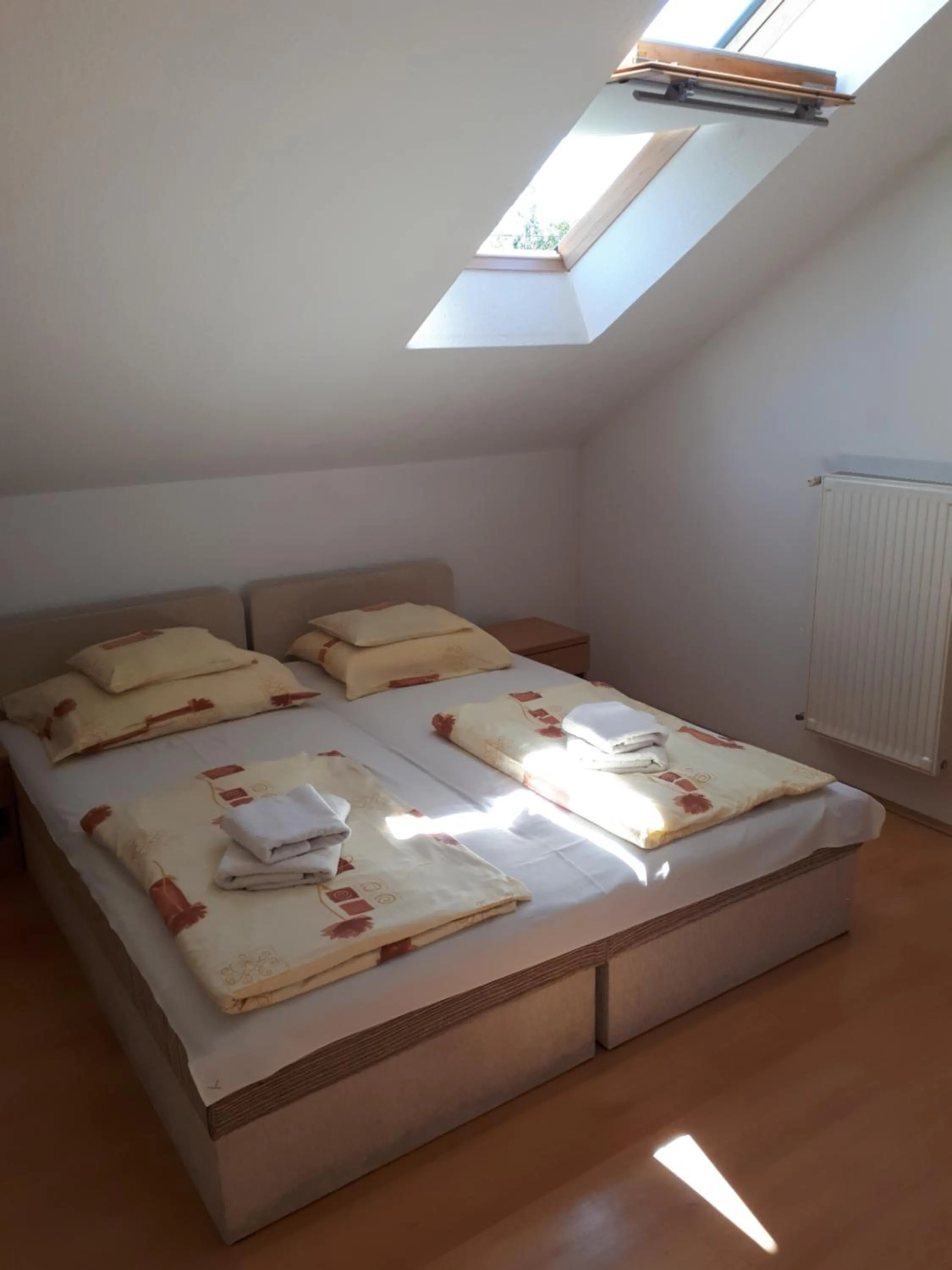Bedroom, Bed in Bianka Apartmanház