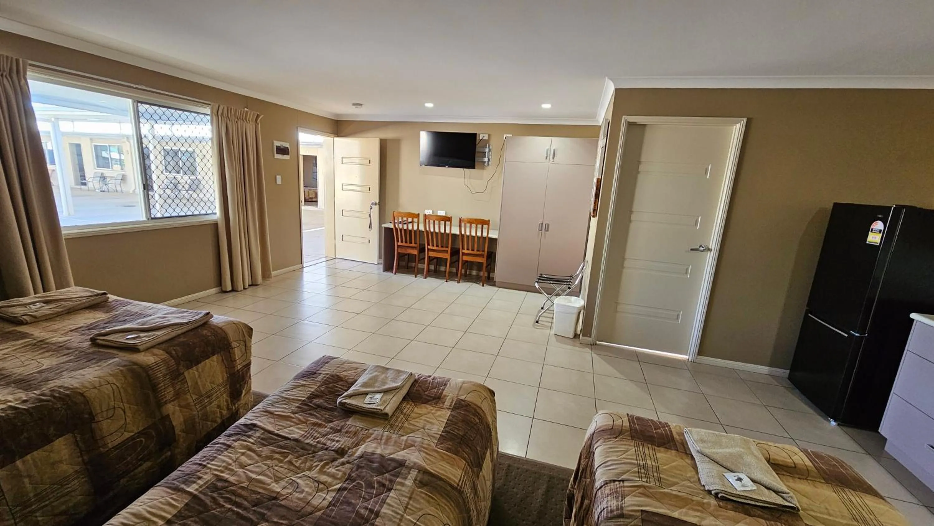 Family Room in Cosmos Country Motor Inn