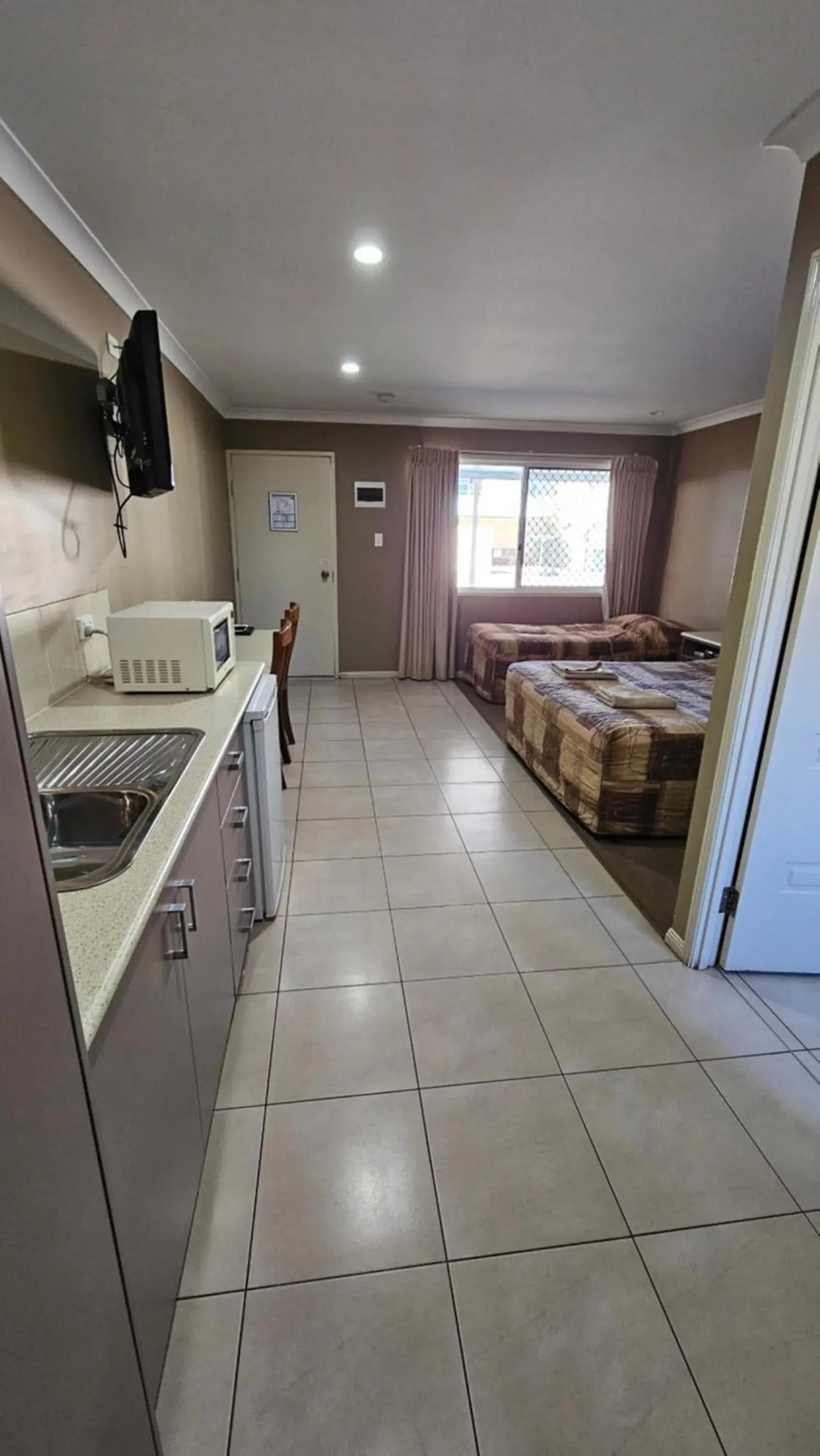 Double or Twin Room in Cosmos Country Motor Inn Double or Twin Room in Cosmos Country Motor Inn