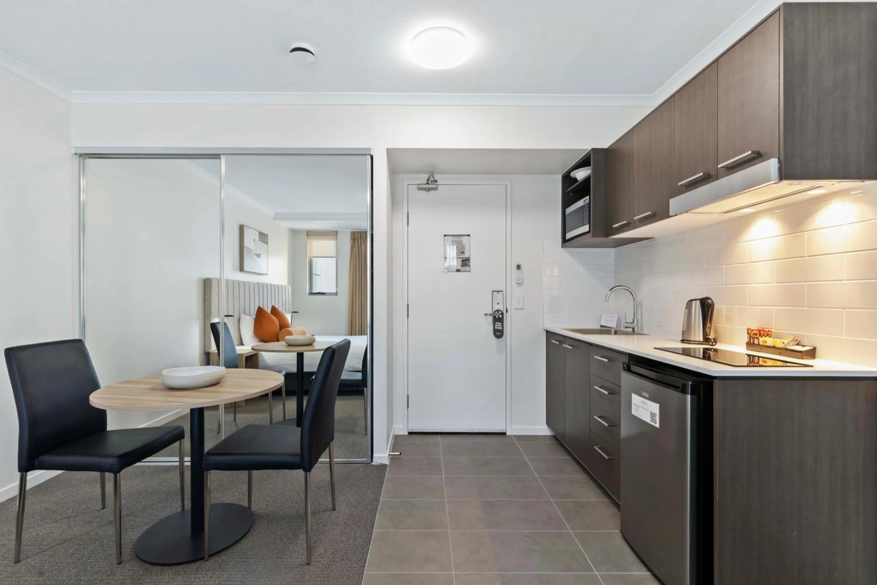 Coffee/tea facilities in Quest Chermside