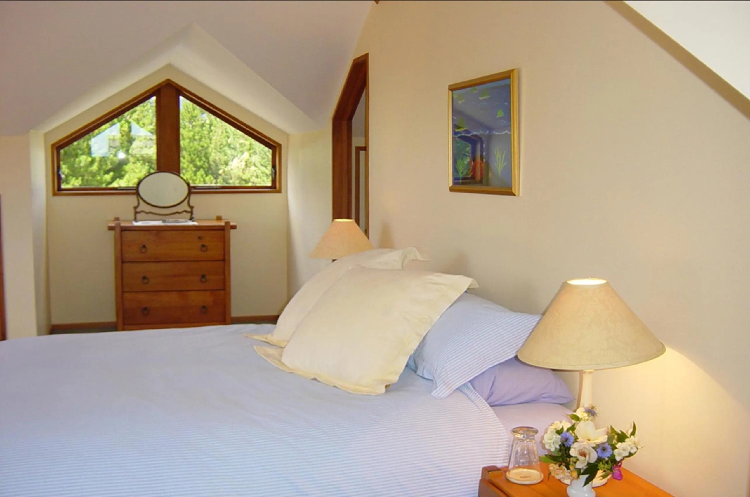 Bed in Waiwurrie Coastal Farm Lodge