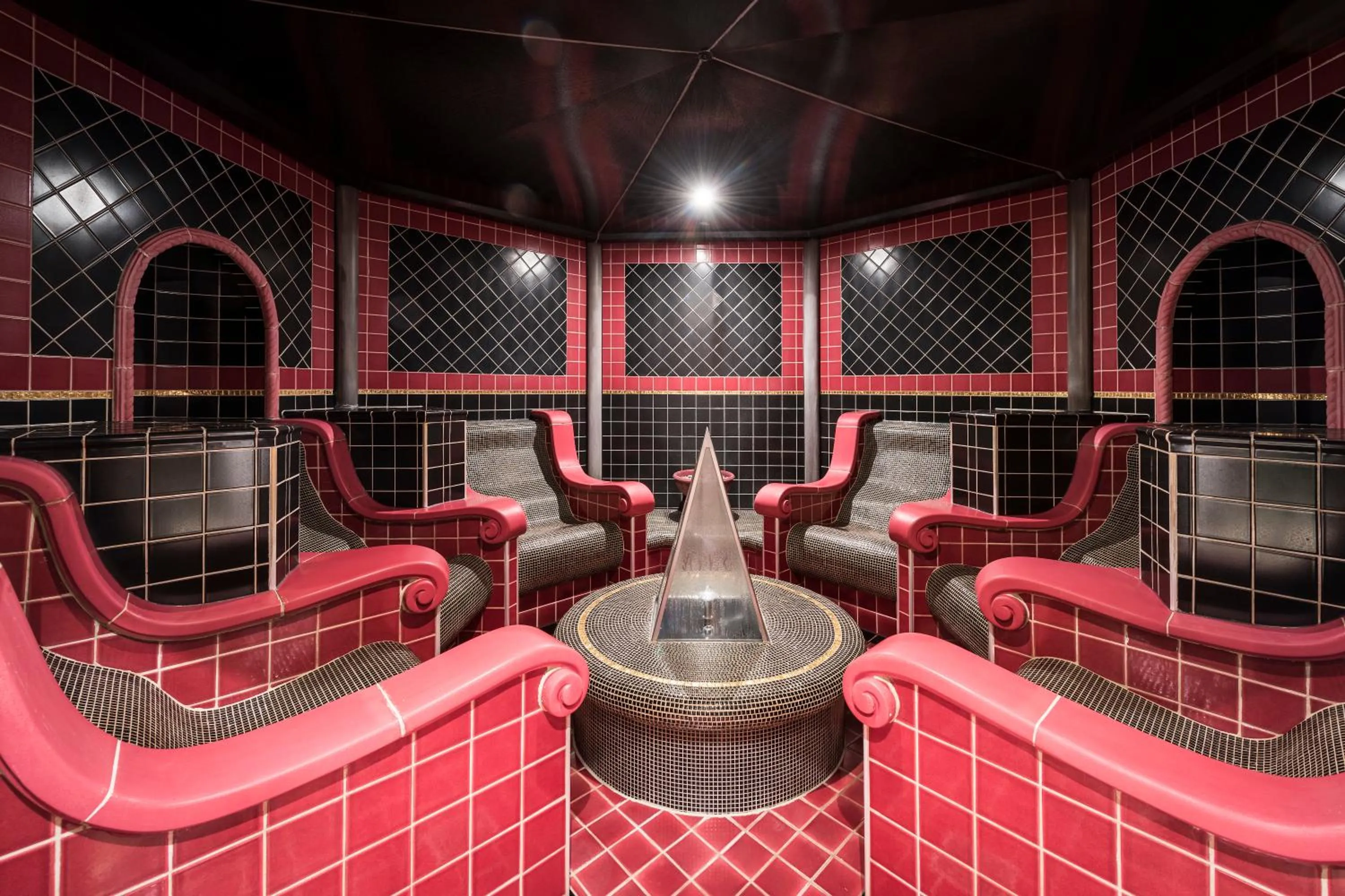 Spa and wellness centre/facilities in Hotel Adula