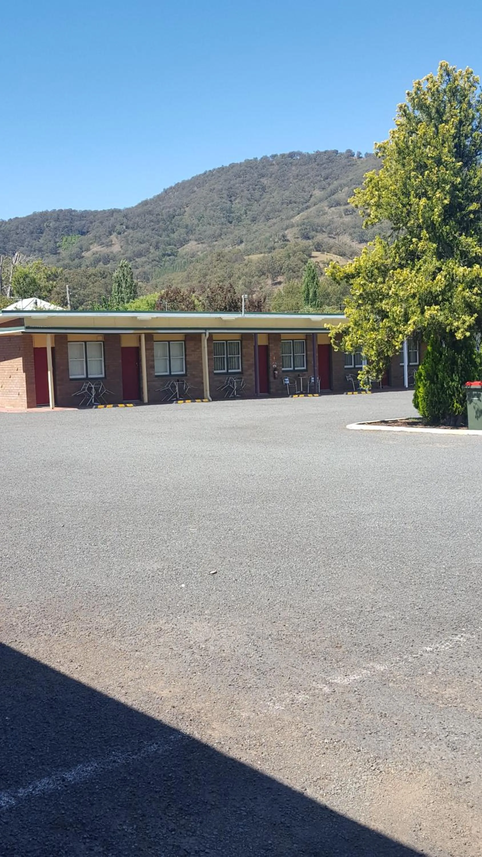 Property building in Murrurundi Motel