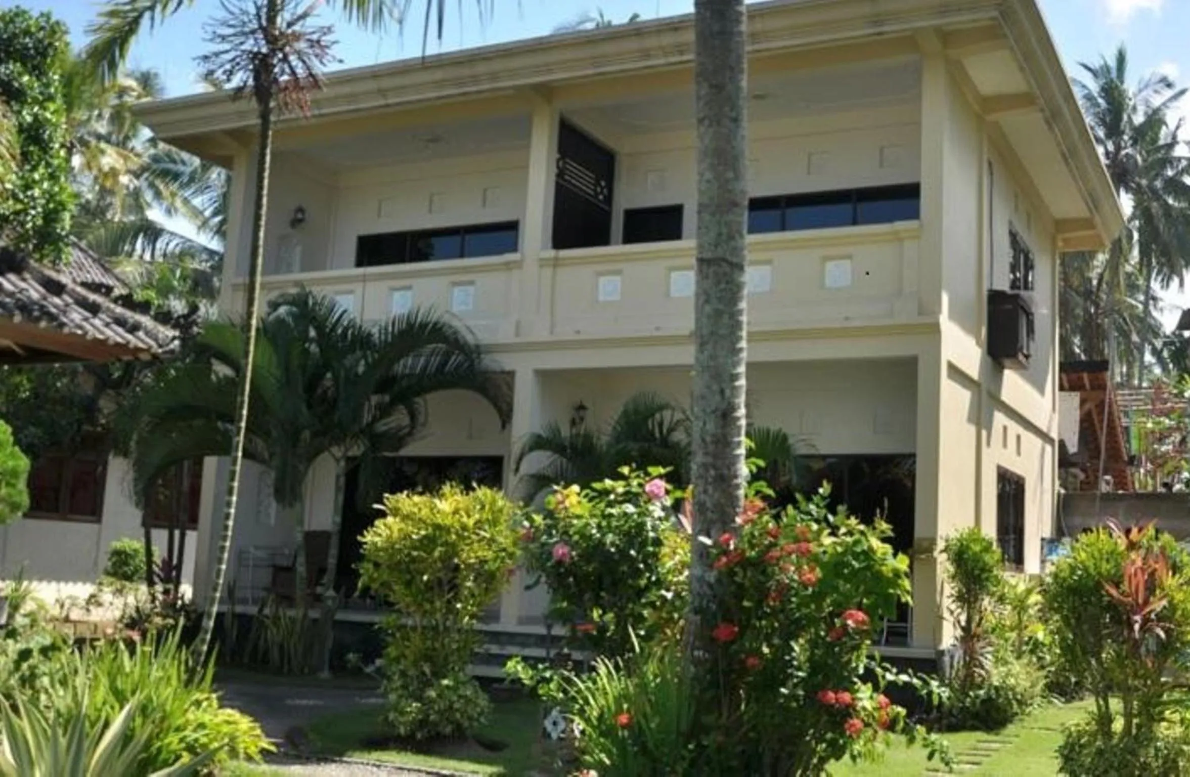 Property building in Crystal Beach Bali