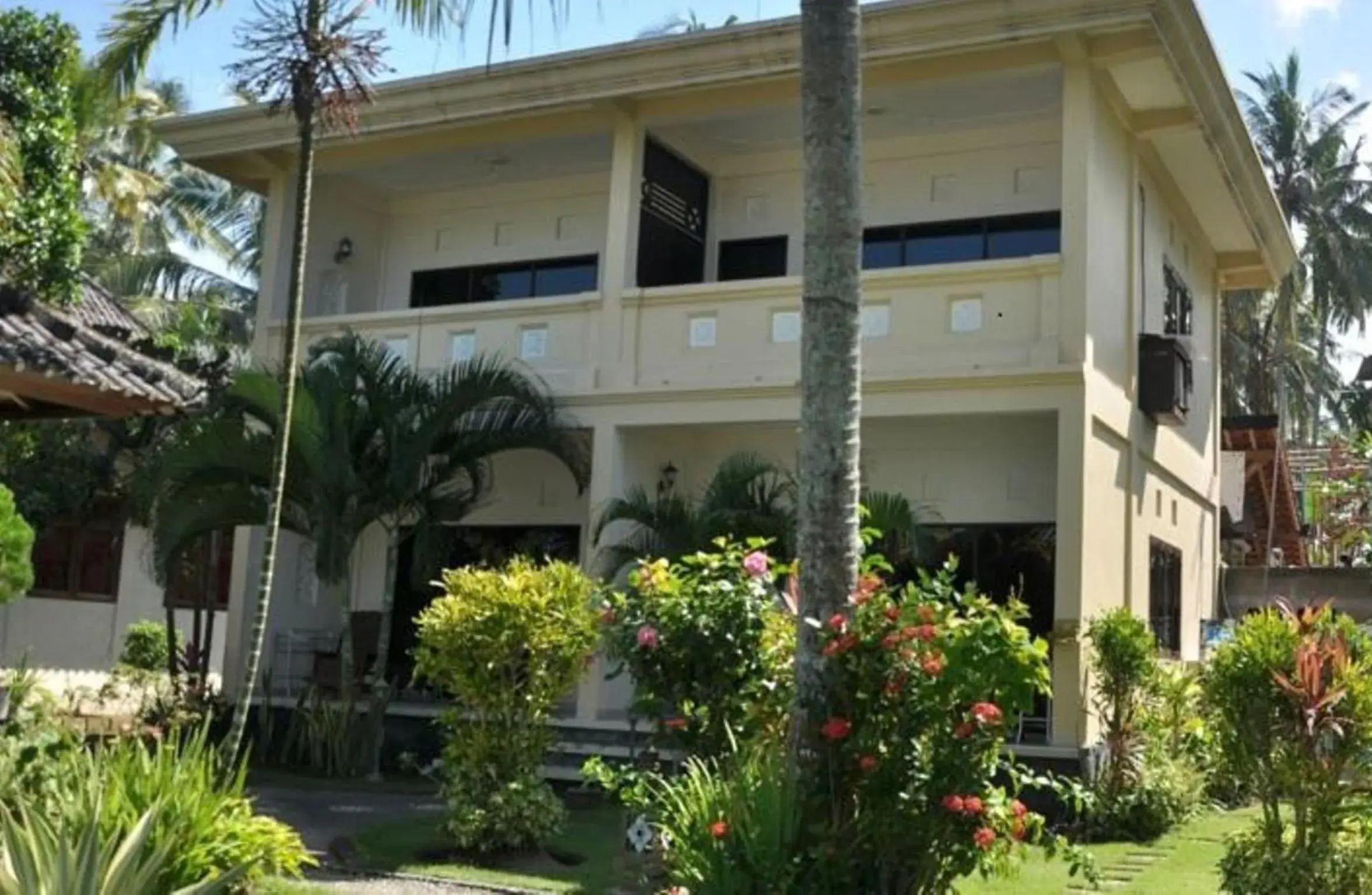 Property building in Crystal Beach Bali Property building in Crystal Beach Bali