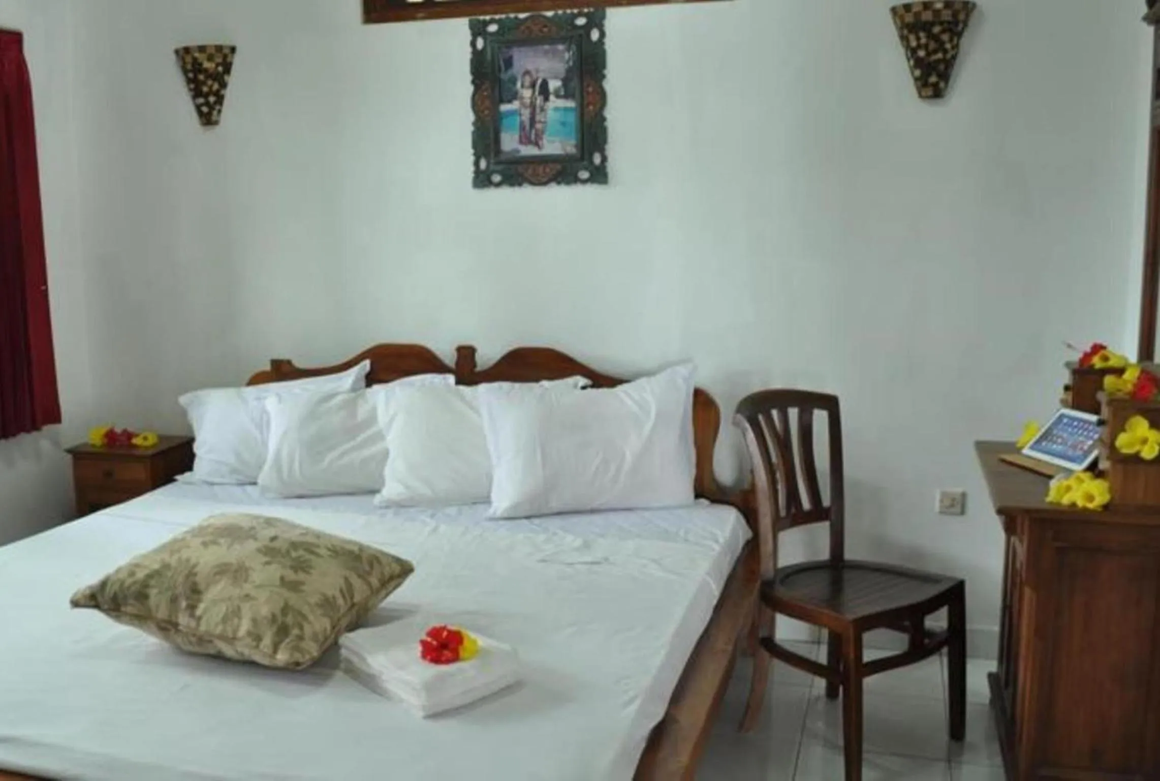 Bedroom, Bed in Crystal Beach Bali