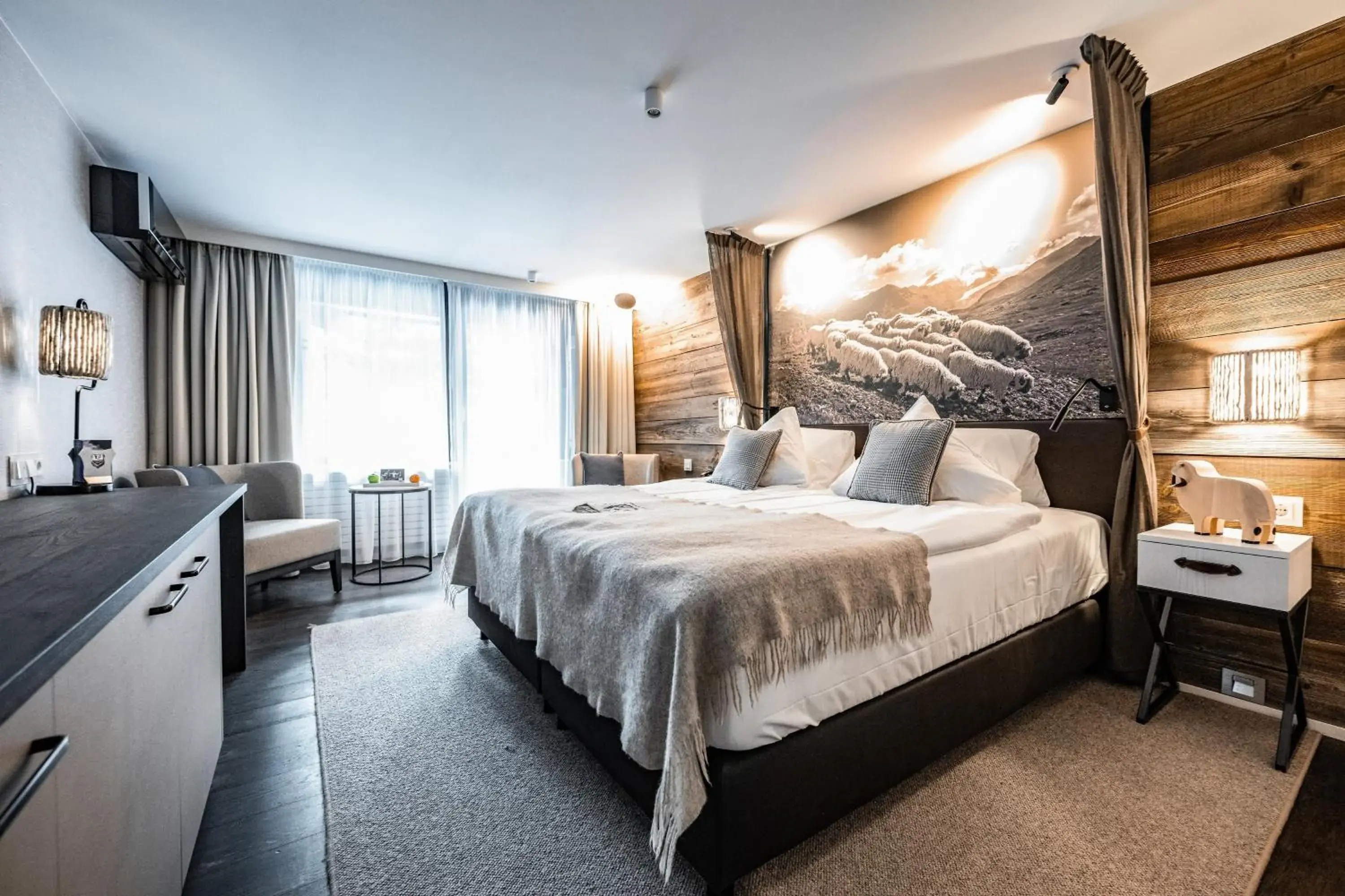 Design Double Room in Wellness Hotel Alpenhof Design Double Room in Wellness Hotel Alpenhof