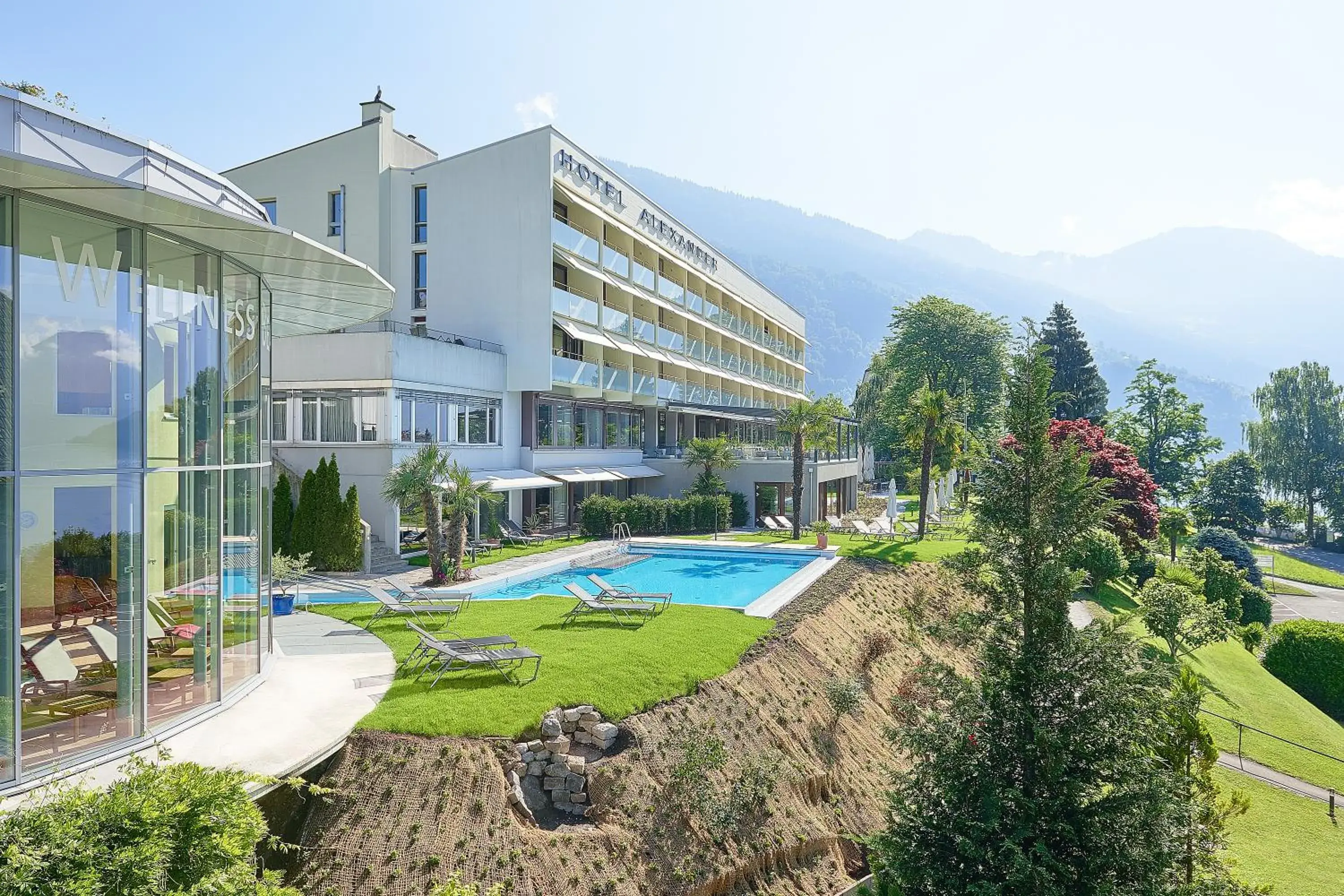 Property building in Hotel Alexander Property building in Hotel Alexander