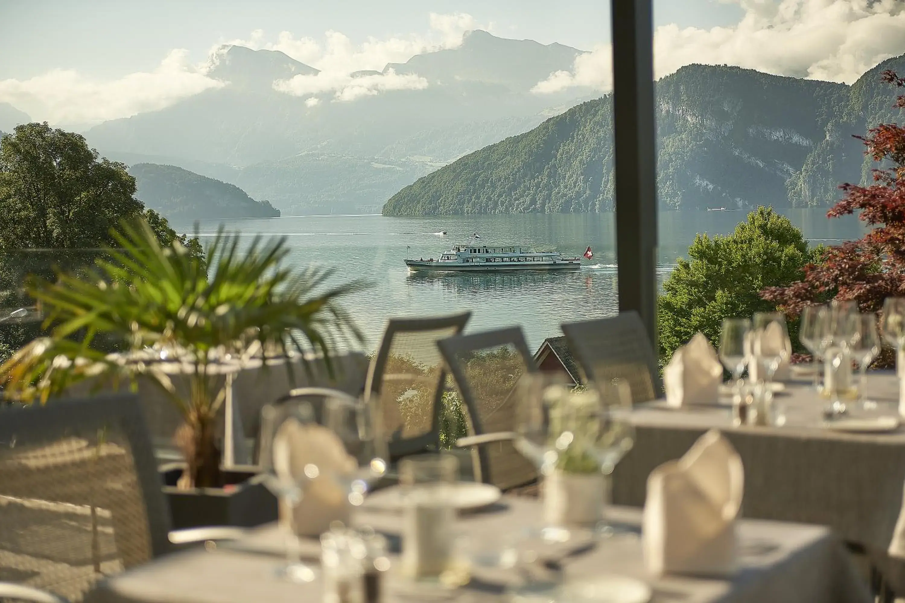 Restaurant/places to eat in Hotel Alexander Restaurant/places to eat in Hotel Alexander