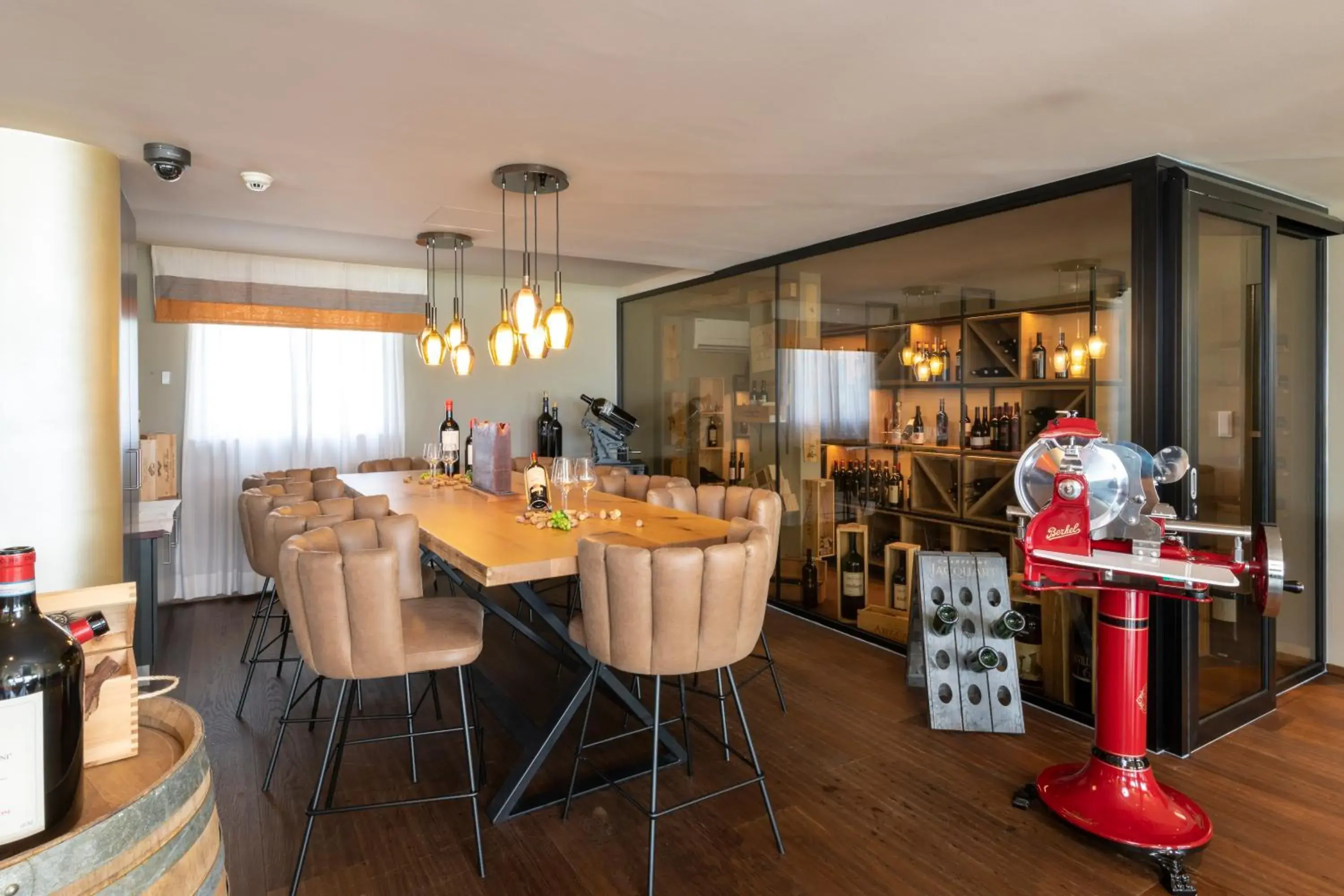 Restaurant/places to eat in Hotel Alexander Restaurant/places to eat in Hotel Alexander