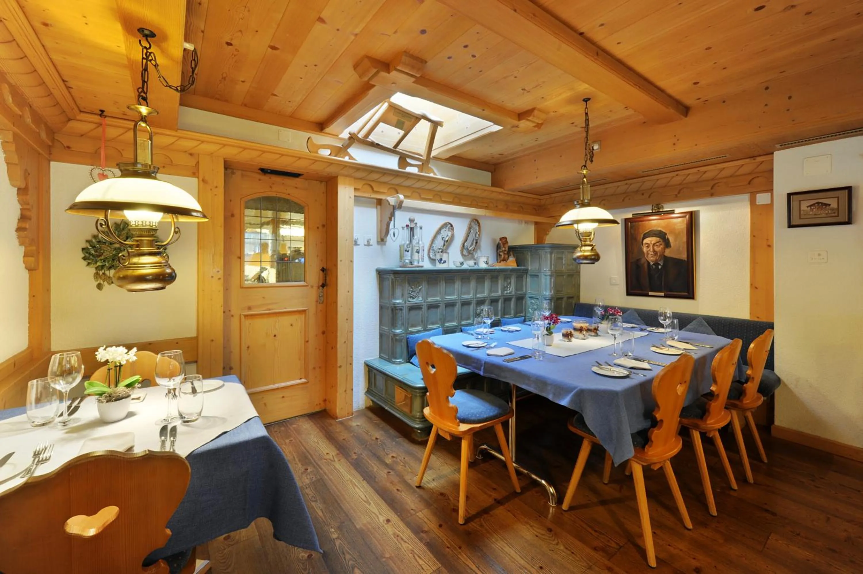 Restaurant/places to eat in Hotel Kirchbühl Superior