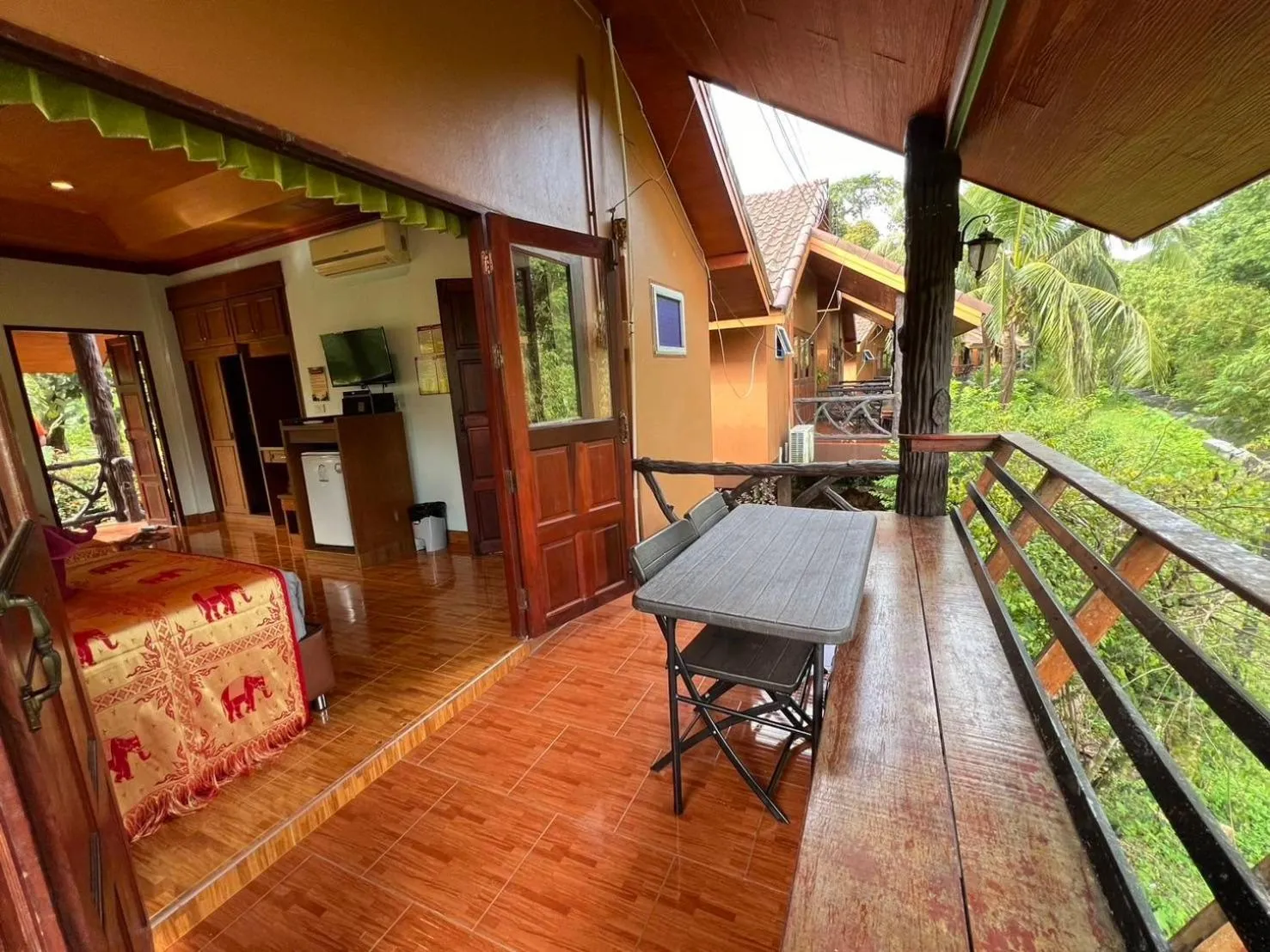 Khaosok Rainforest Resort