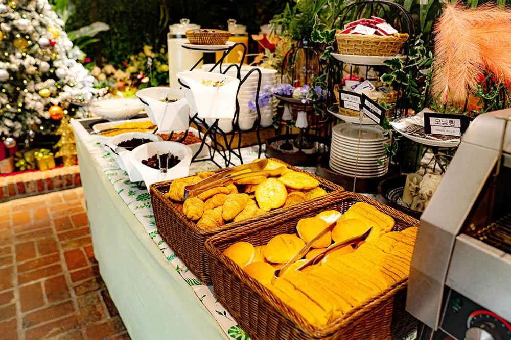 Staz Hotel Premier Dongtan