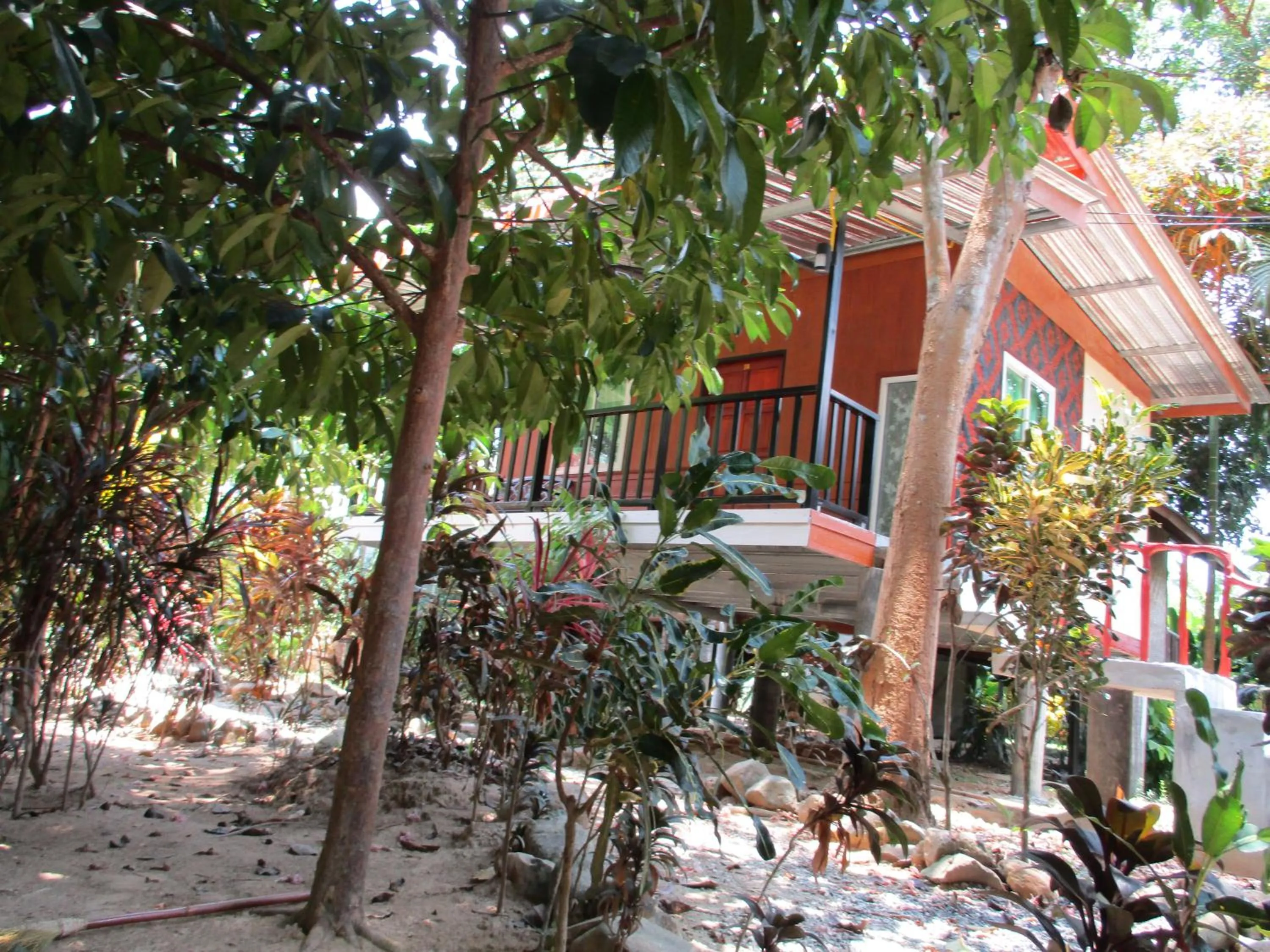 Property building in Khaosok Island Resort