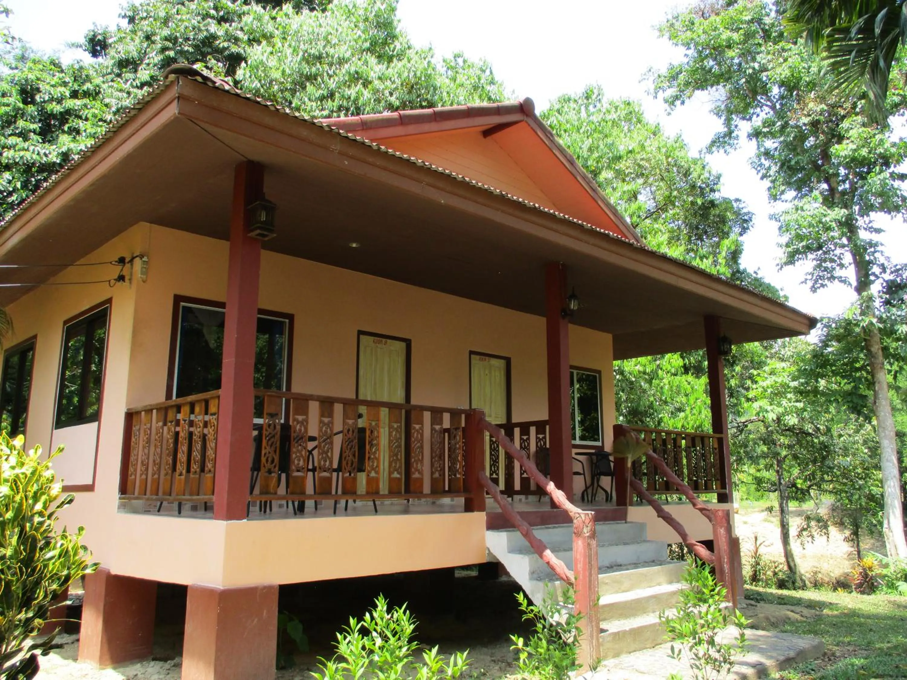 Property building in Khaosok Island Resort