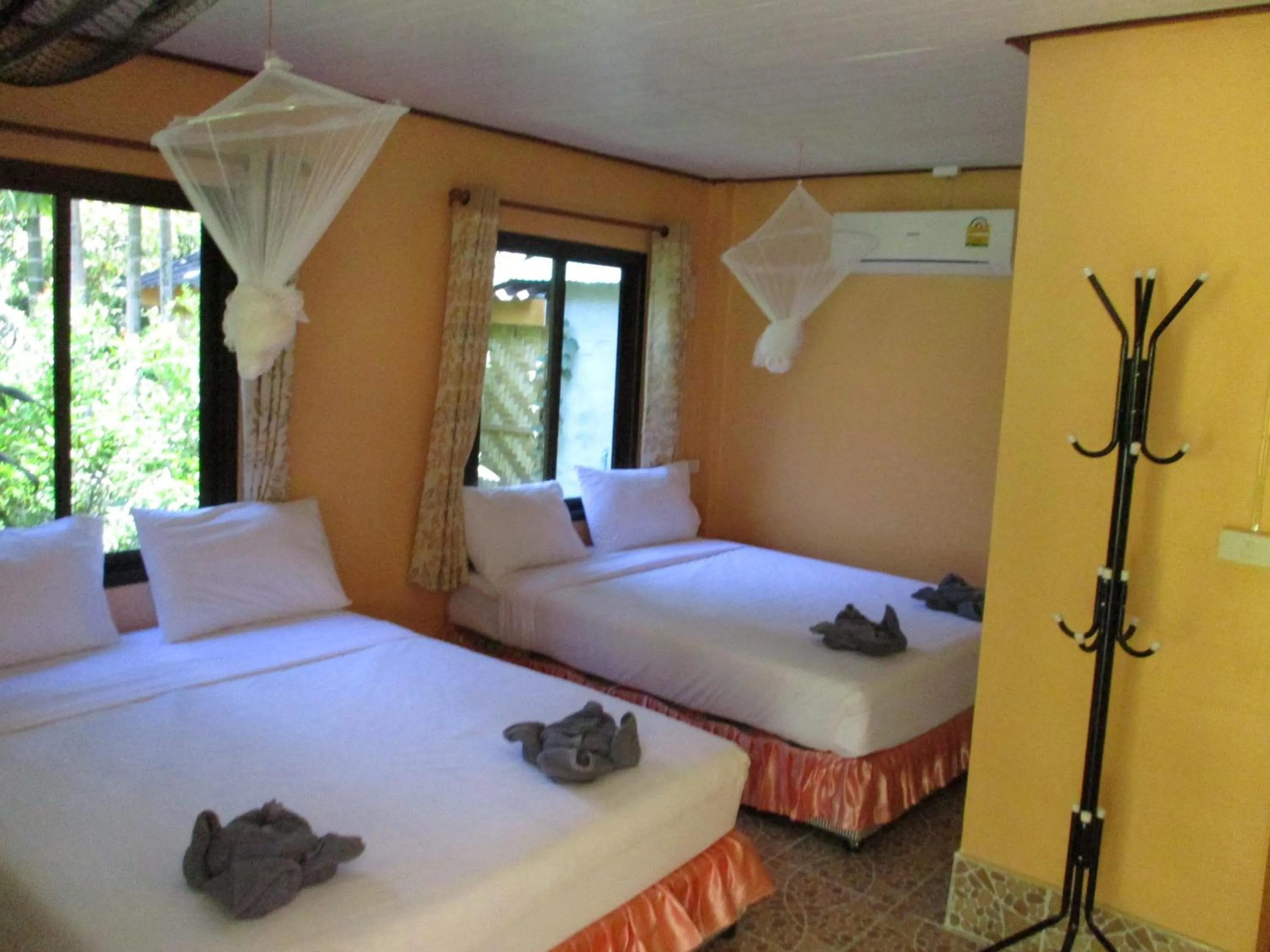 Bed in Khaosok Island Resort