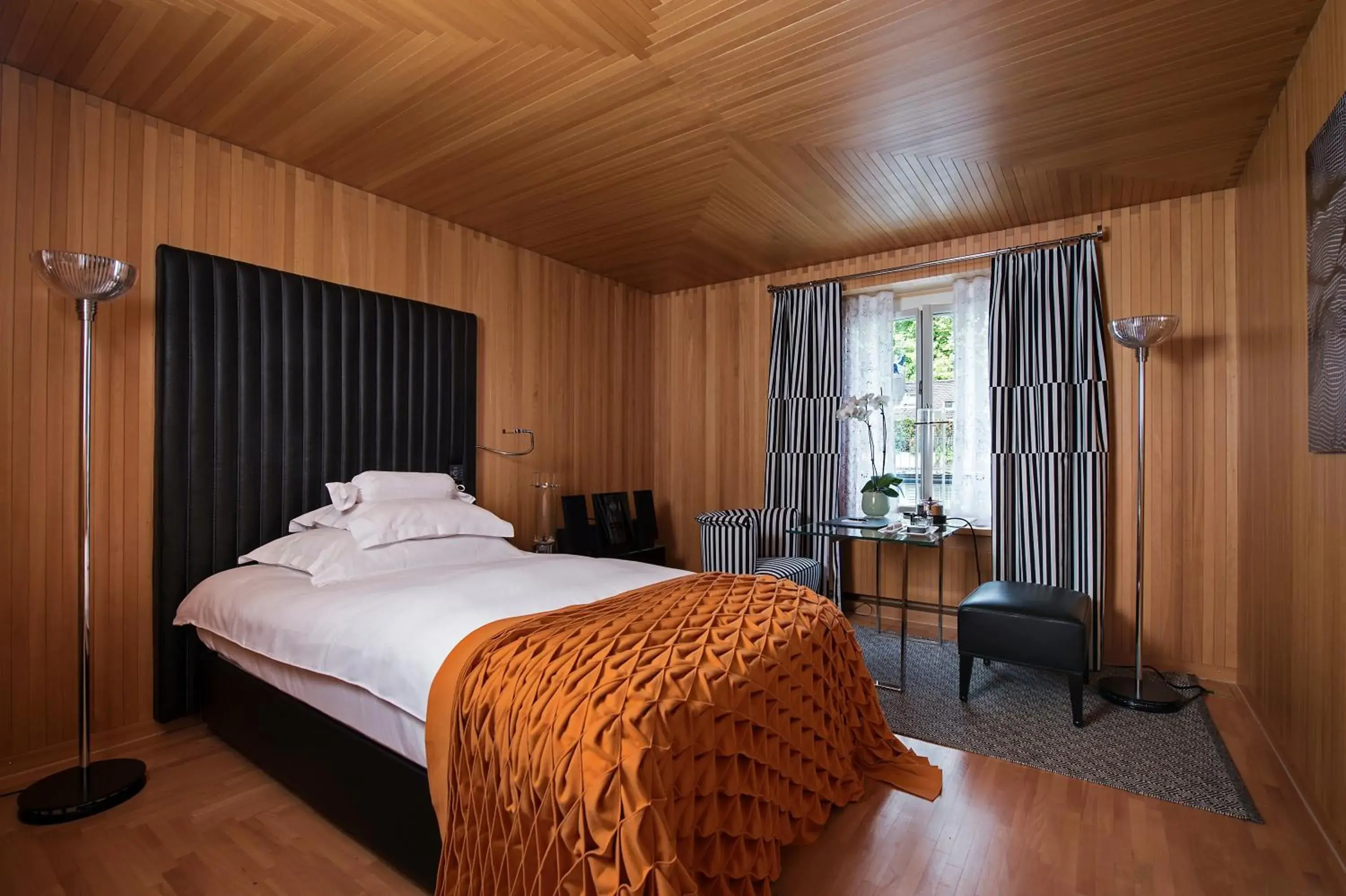 Bedroom, Bed in Widder Hotel - Zurichs Luxury Hideaway Bedroom, Bed in Widder Hotel - Zurichs Luxury Hideaway