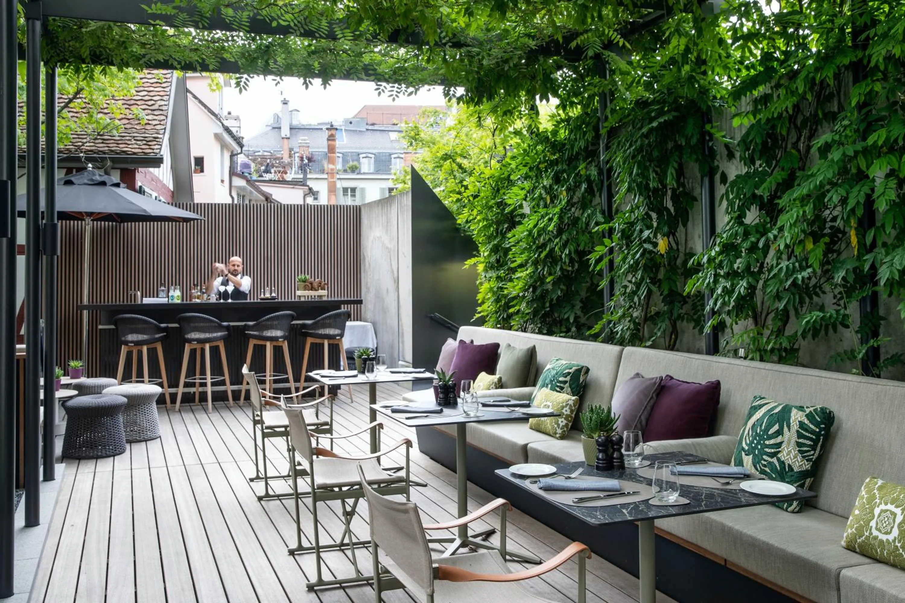 Garden in Widder Hotel - Zurichs Luxury Hideaway