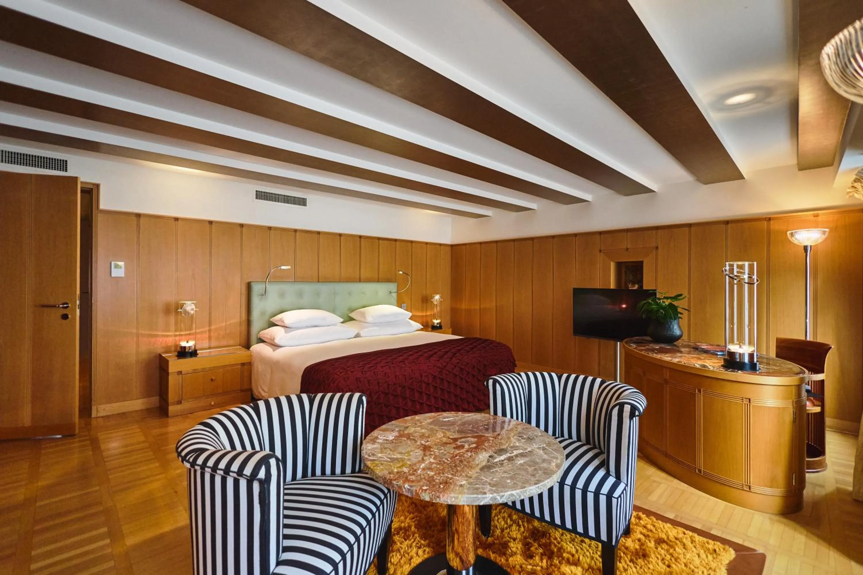 Bed in Widder Hotel - Zurichs Luxury Hideaway