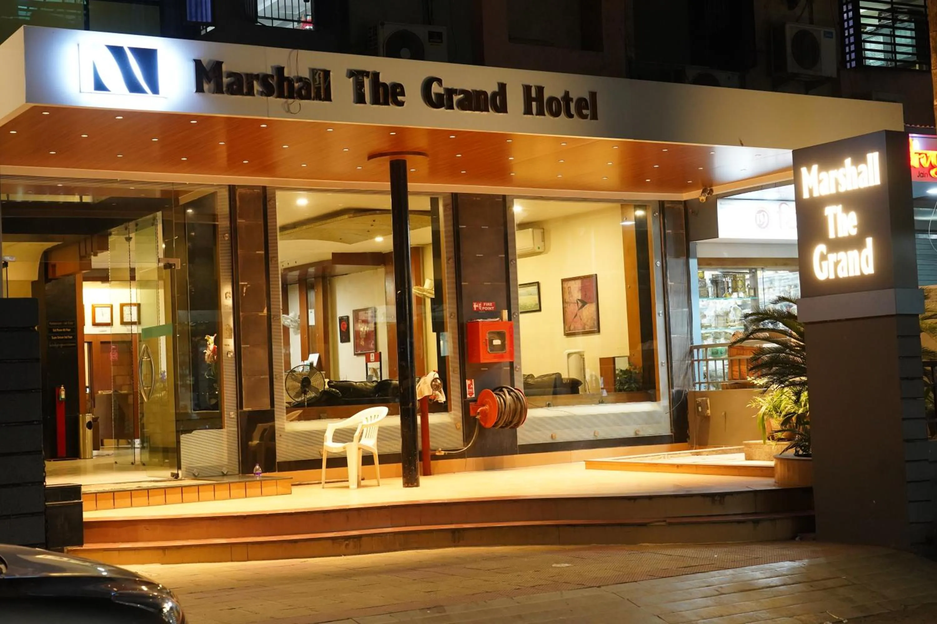 Night in Marshall The Grand Hotel