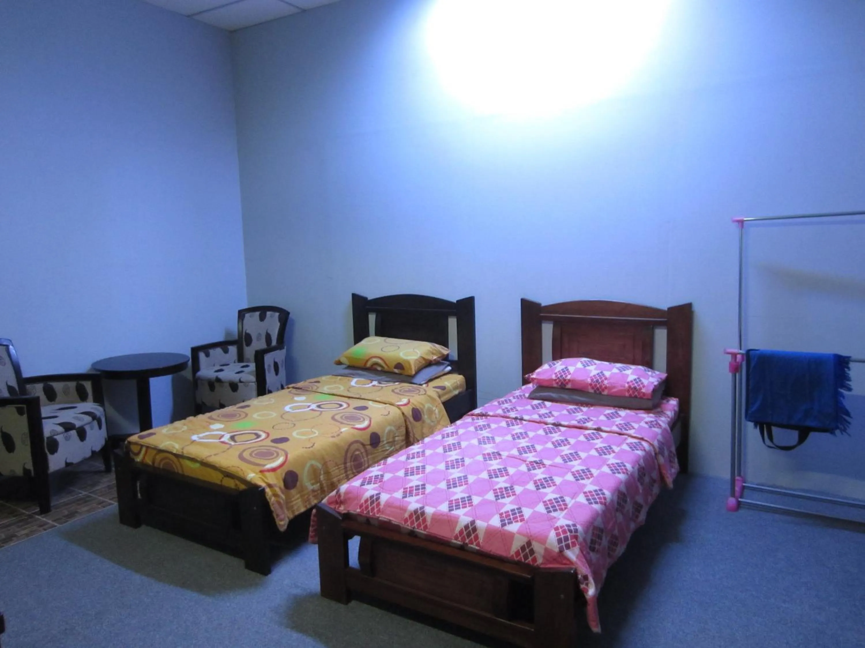Family Room (4 Adults) in Happy Owl