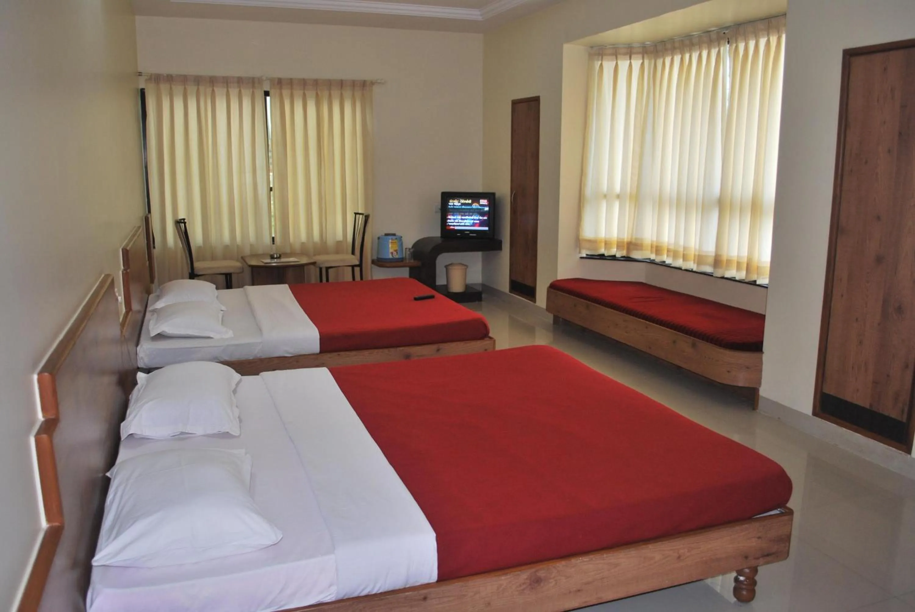 Bed in Kuber Inn
