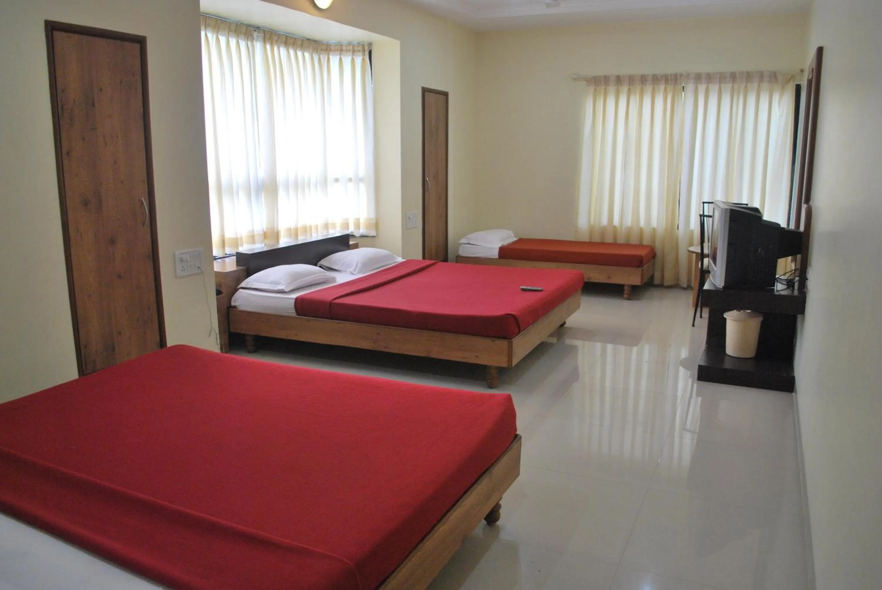 Bed in Kuber Inn