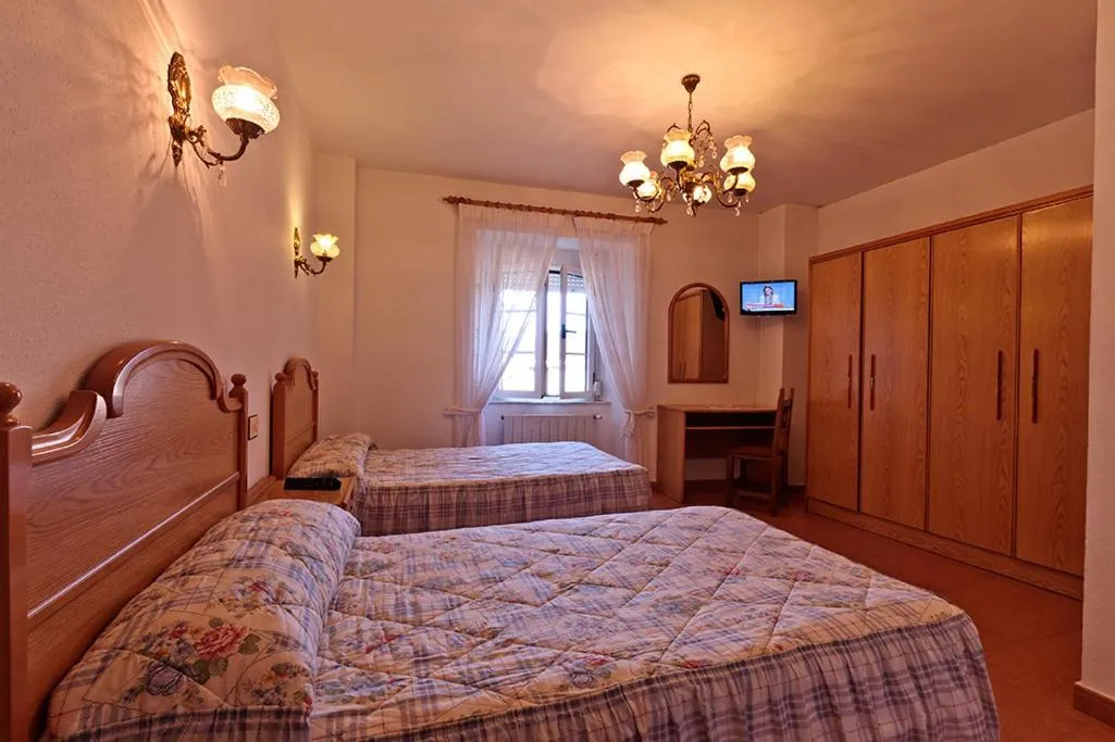 Photo of the whole room, Bed in Casa Cazoleiro