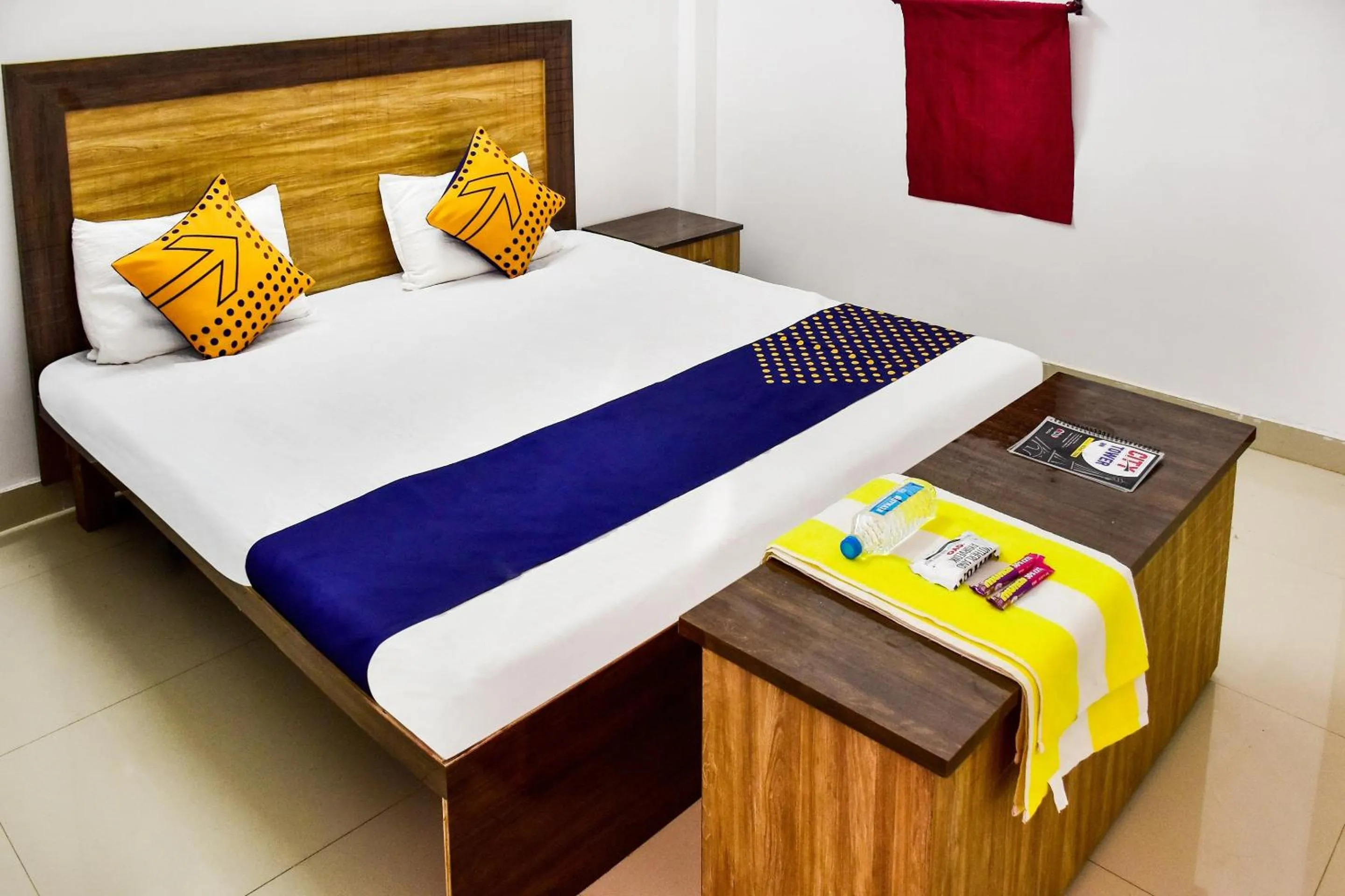 Bedroom, Bed in SPOT ON City Tower Inn