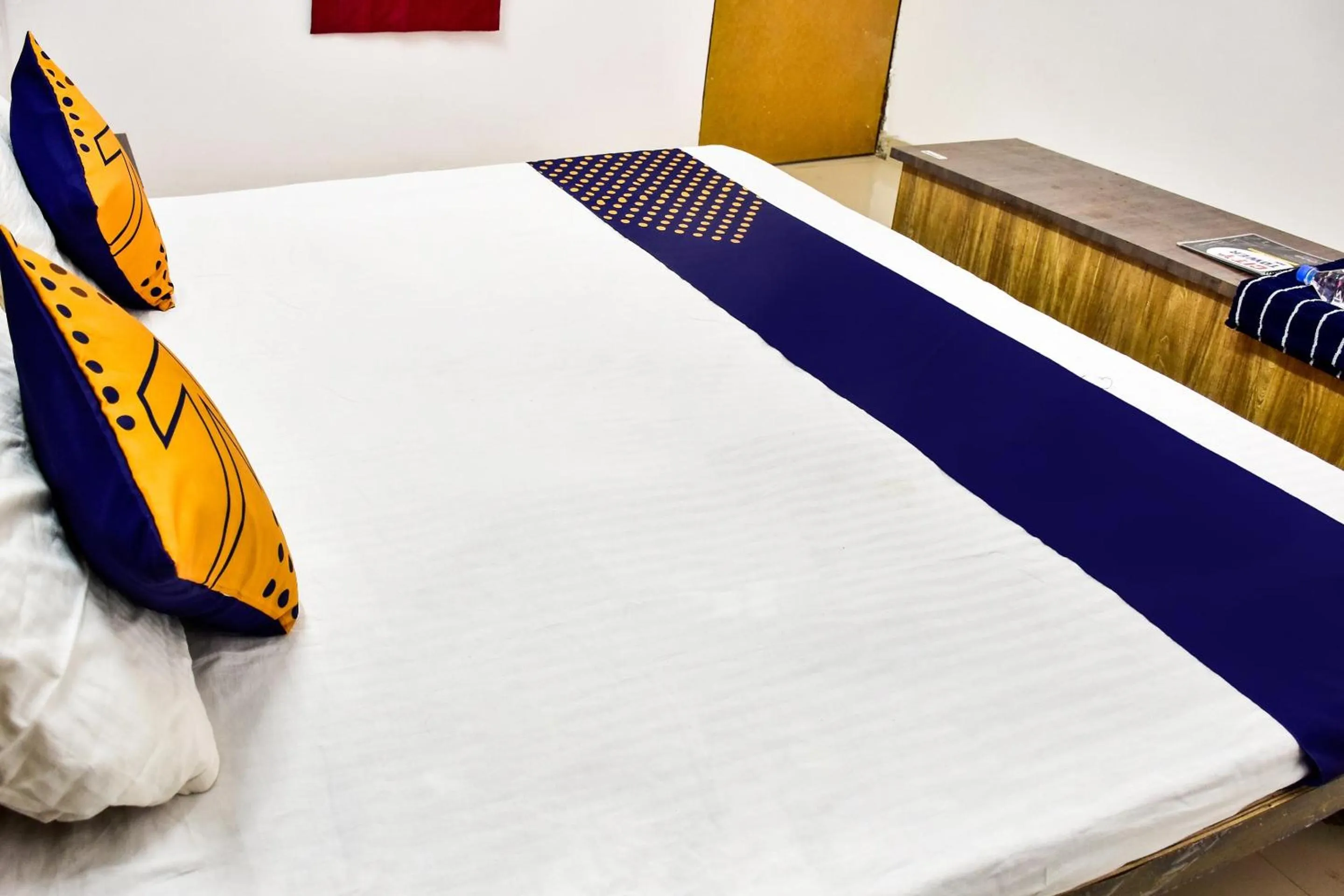 Lobby or reception, Bed in SPOT ON City Tower Inn