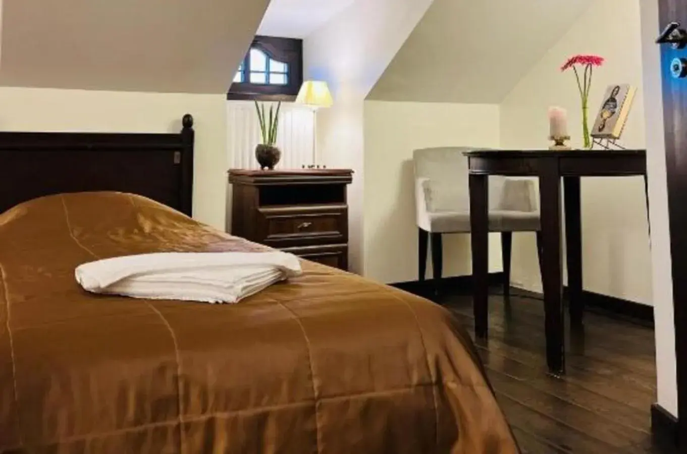 Bedroom, Bed in Monte Pacis Hotel In Pažaislis Bedroom, Bed in Monte Pacis Hotel In Pažaislis