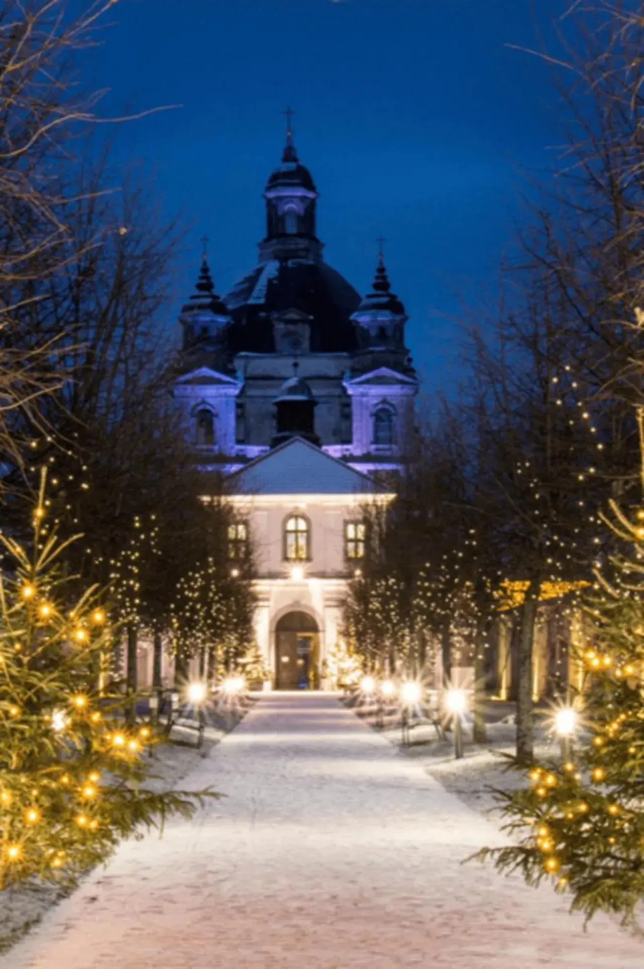 Property building in Monte Pacis Hotel In Pažaislis Property building in Monte Pacis Hotel In Pažaislis