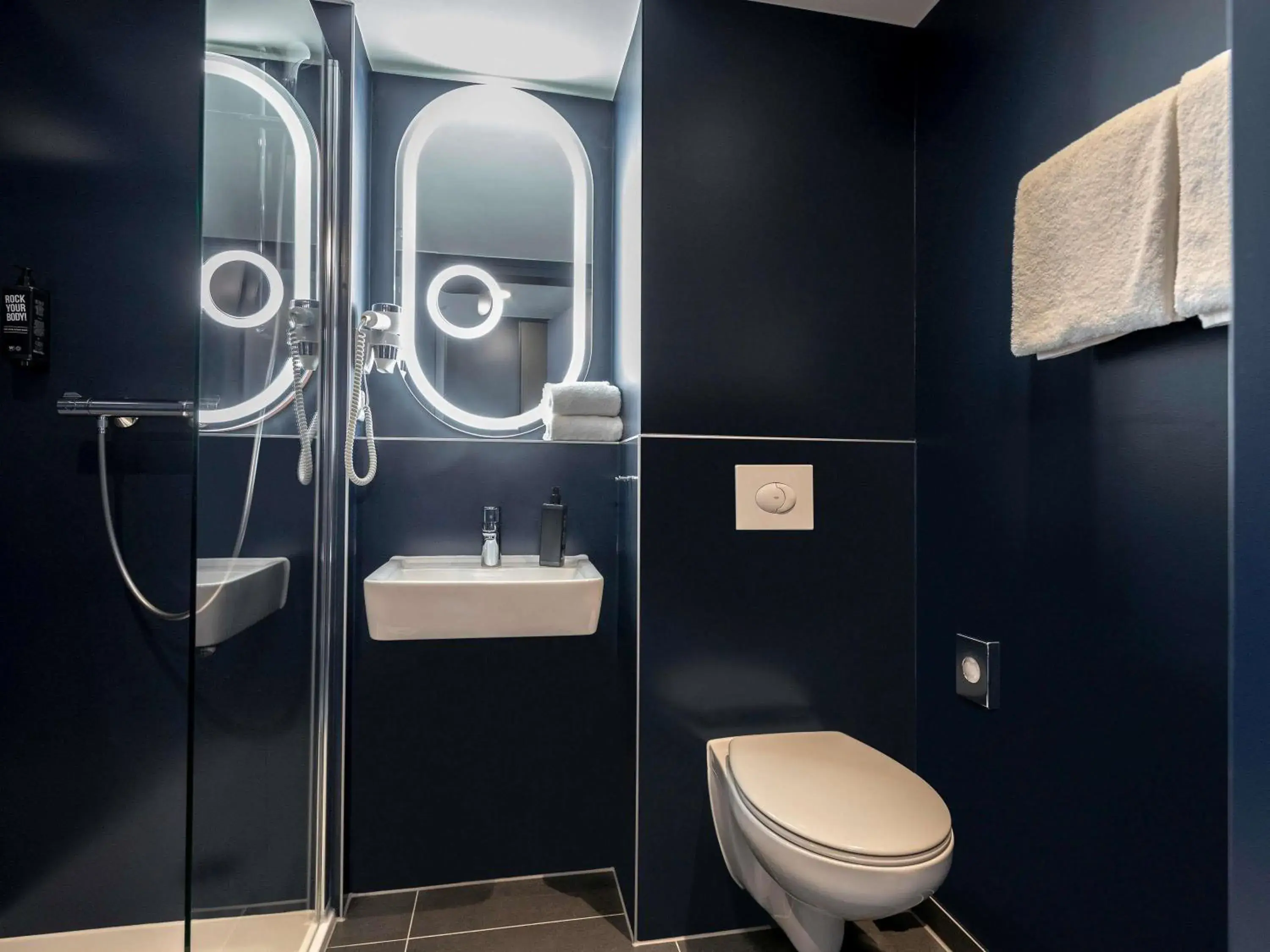 Bedroom in ibis Duesseldorf Airport Bedroom in ibis Duesseldorf Airport