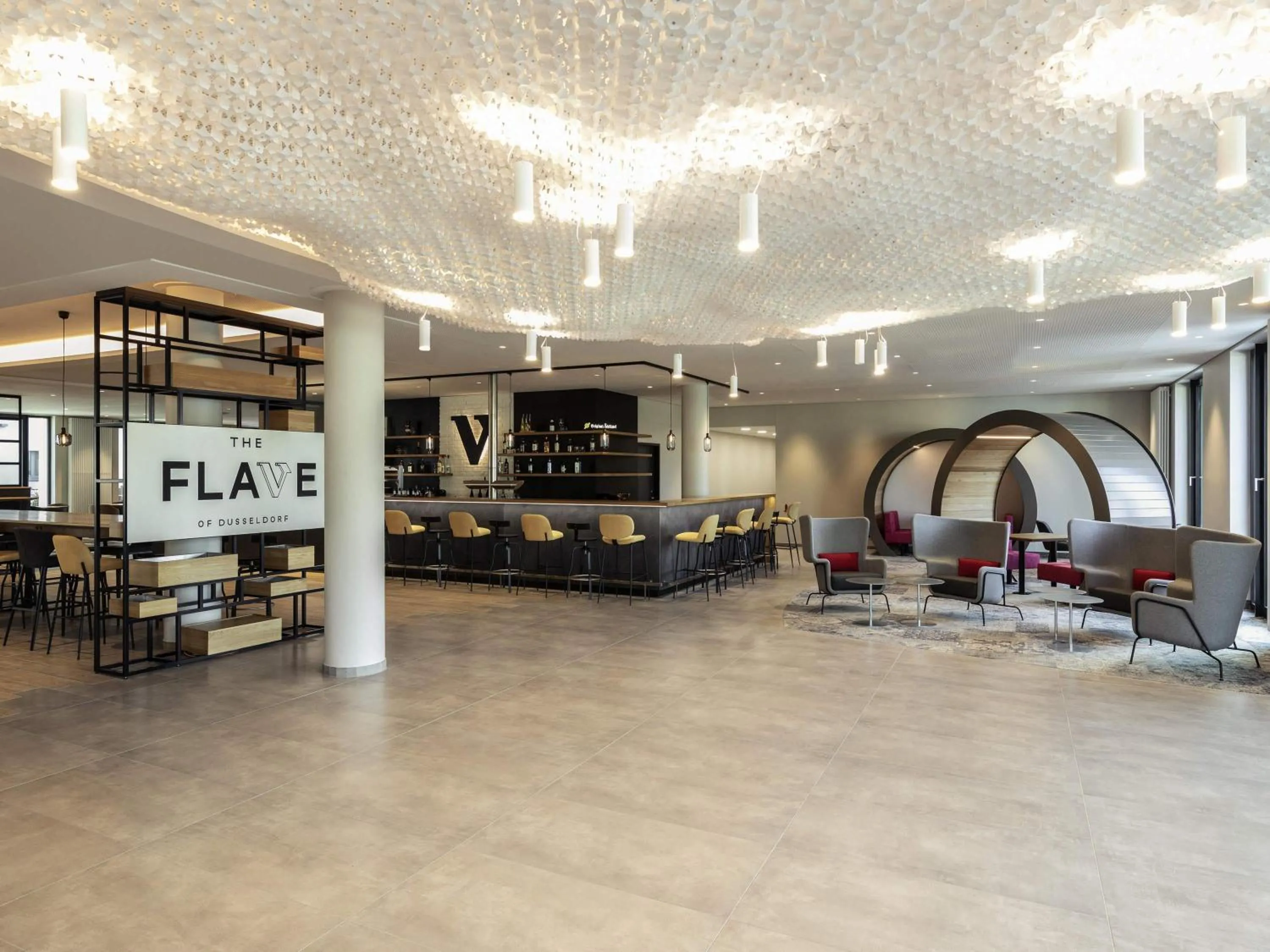 Lounge or bar in Novotel Duesseldorf Airport