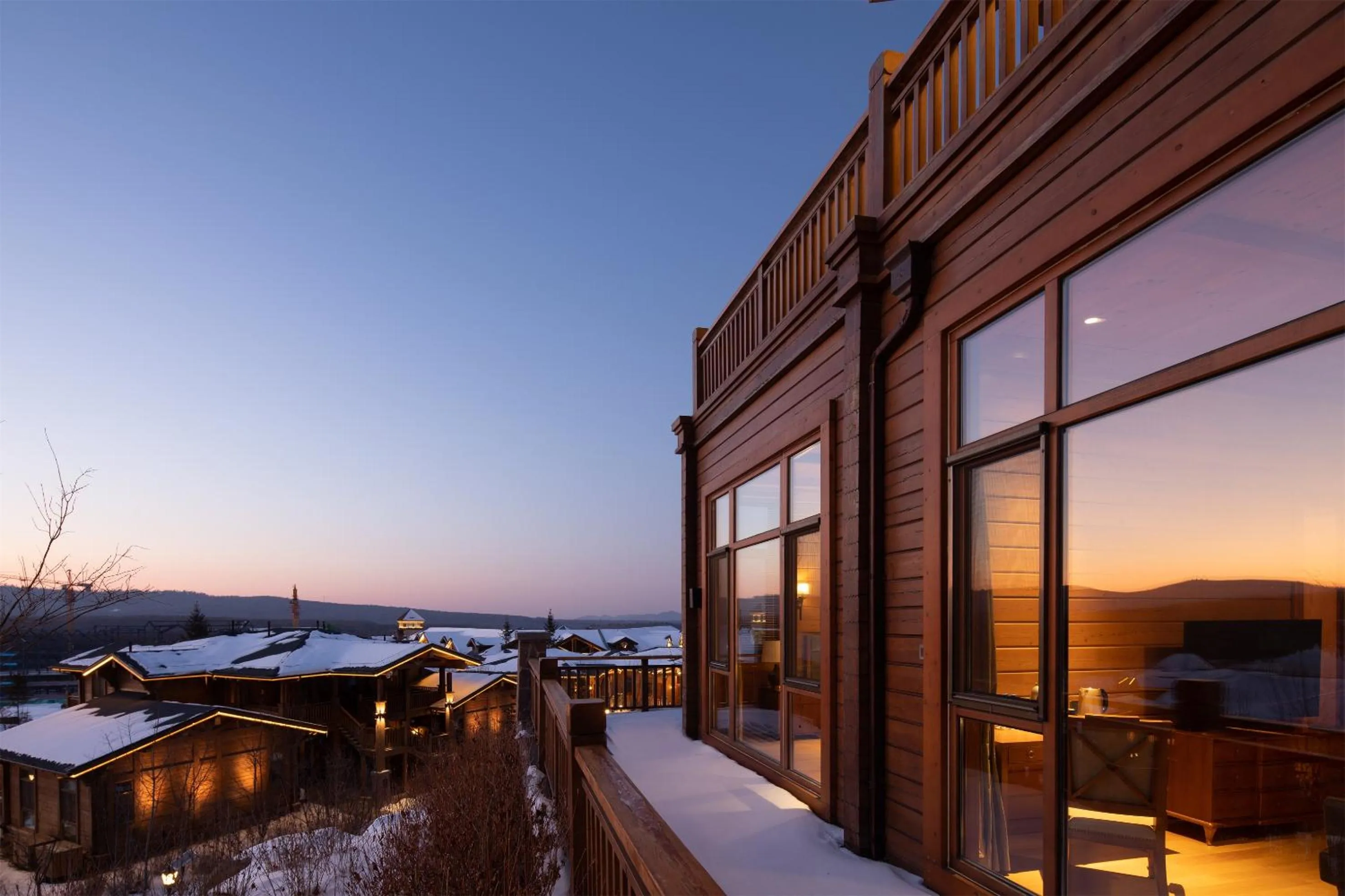 Property building in Swissôtel Resort Changbaishan