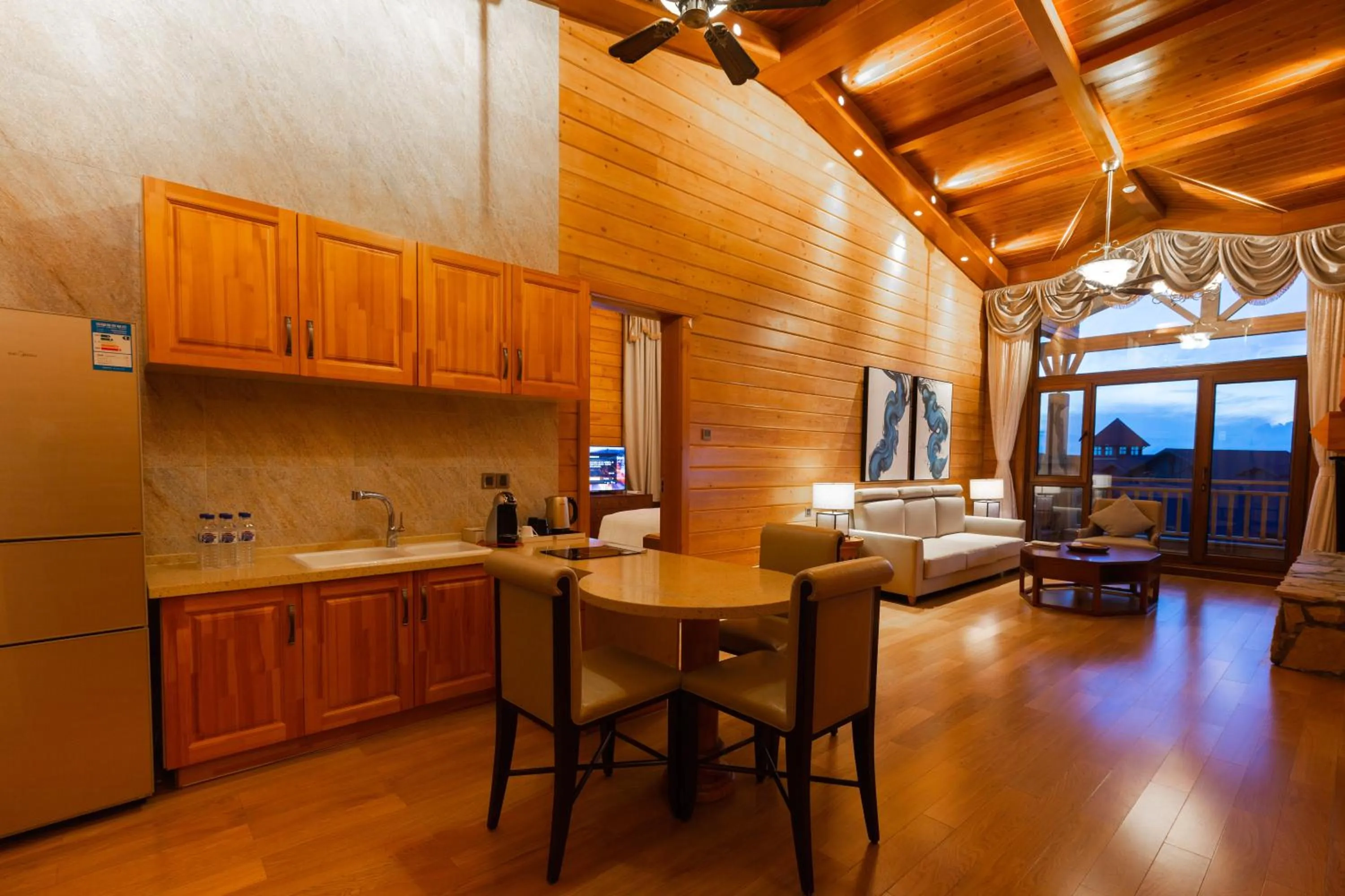 Kitchen or kitchenette in Swissôtel Resort Changbaishan