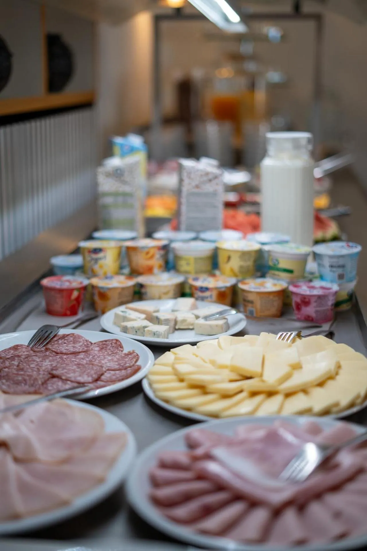 Buffet breakfast in Hotel La Perla