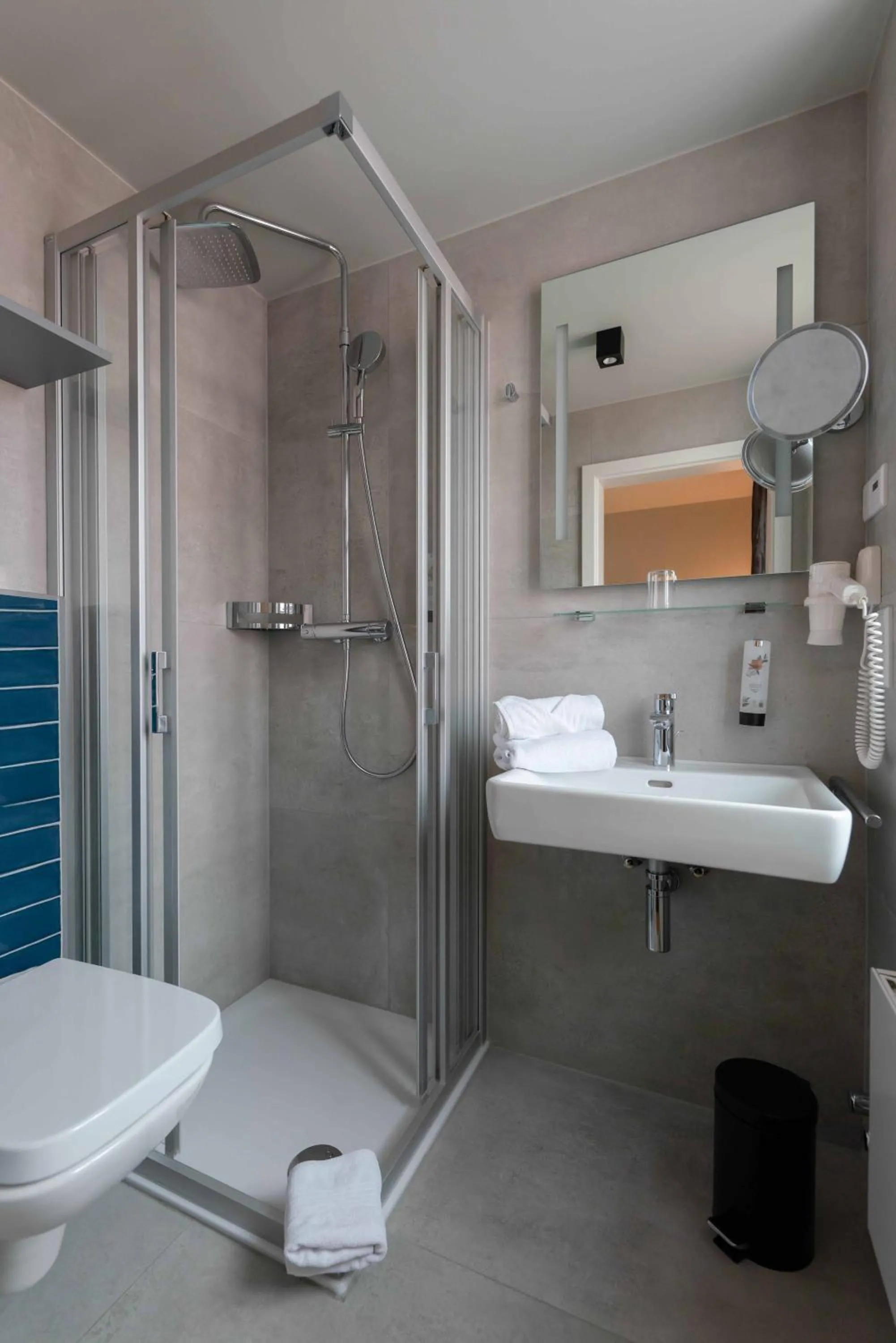 Bathroom in Hotel Friesenhof