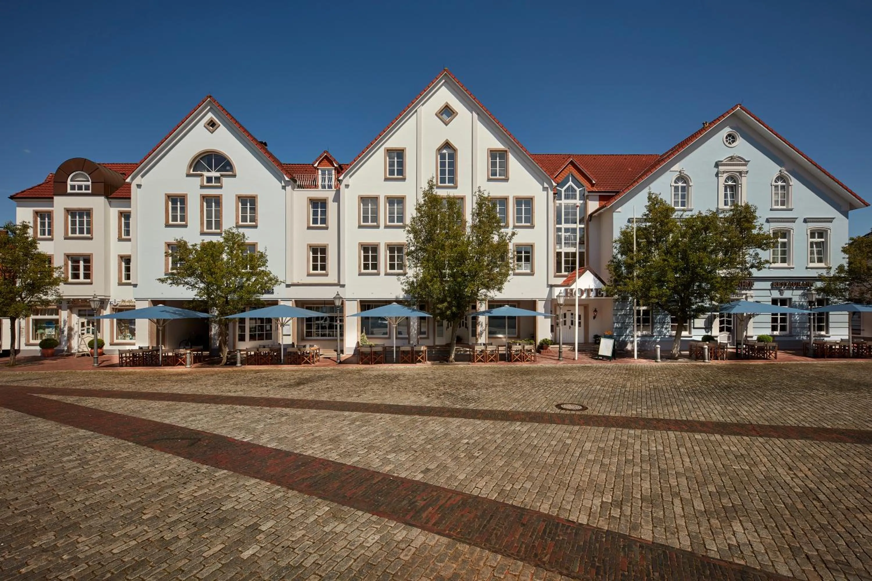 Property building in Hotel Friesenhof