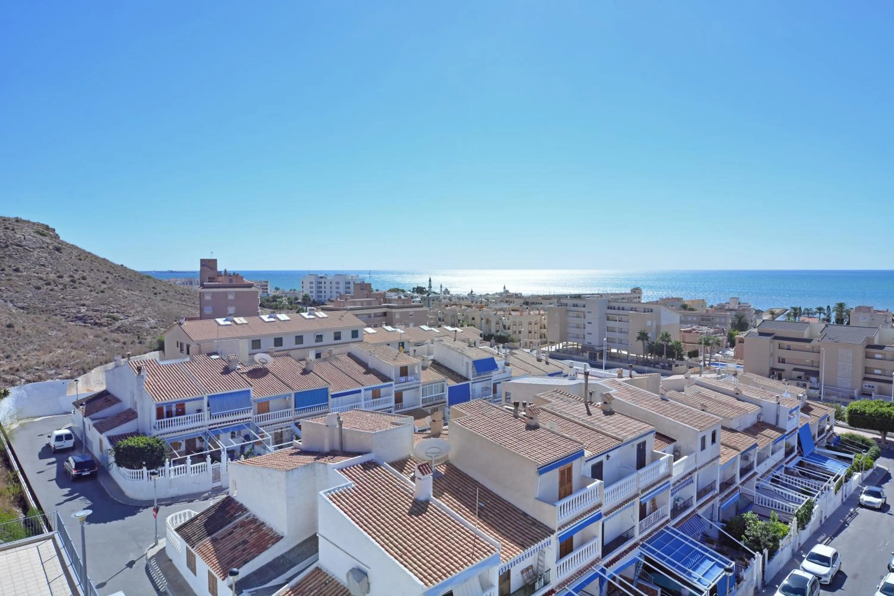 Sea view in Penthouse with Panoramic View by NRAS