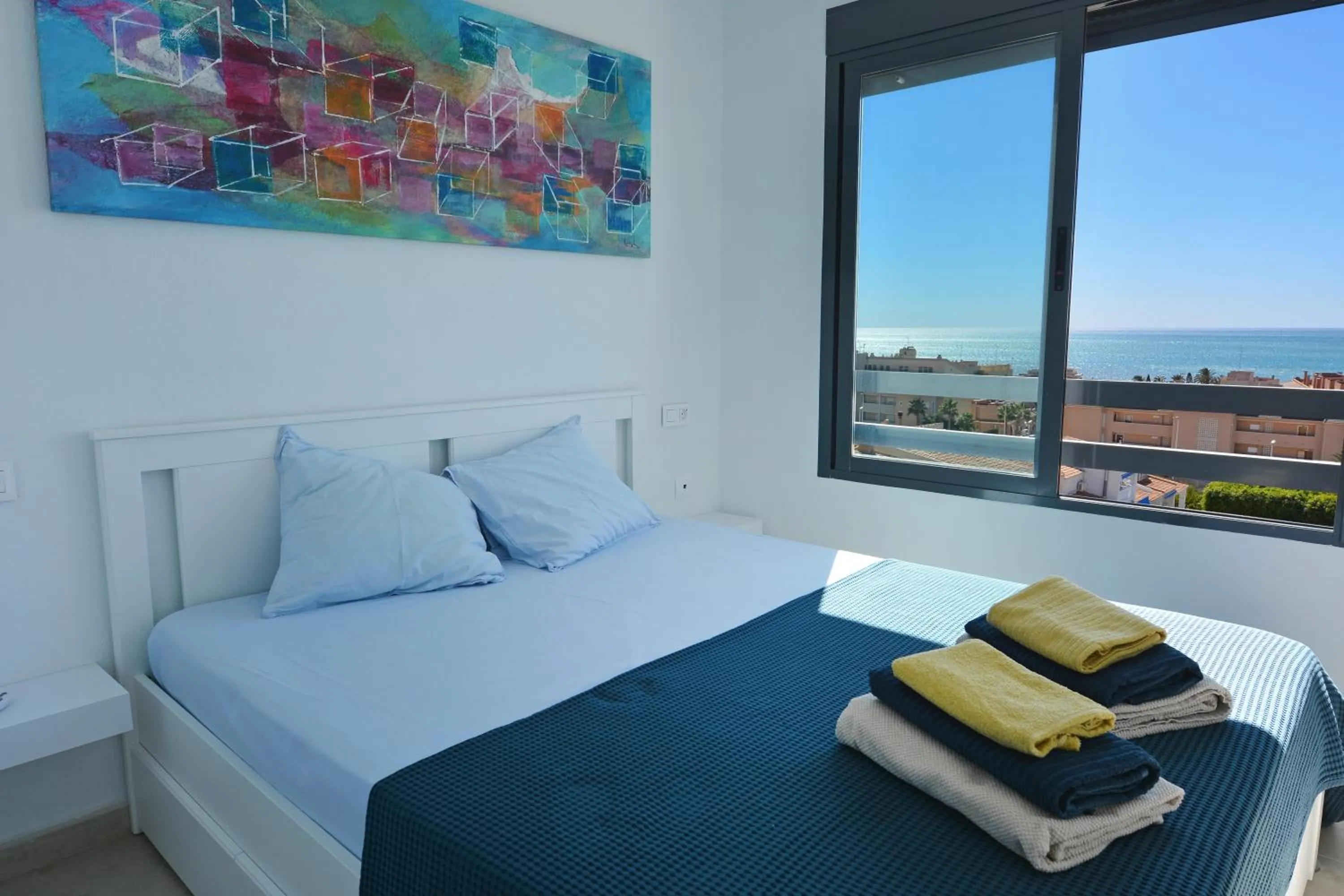 Bed in Penthouse with Panoramic View by NRAS