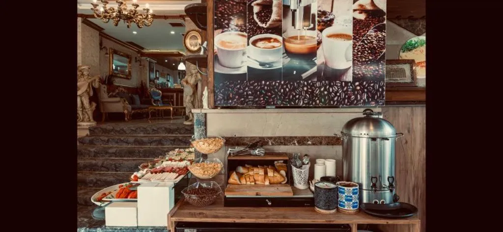 Buffet breakfast in Taksim Cuento Hotel
