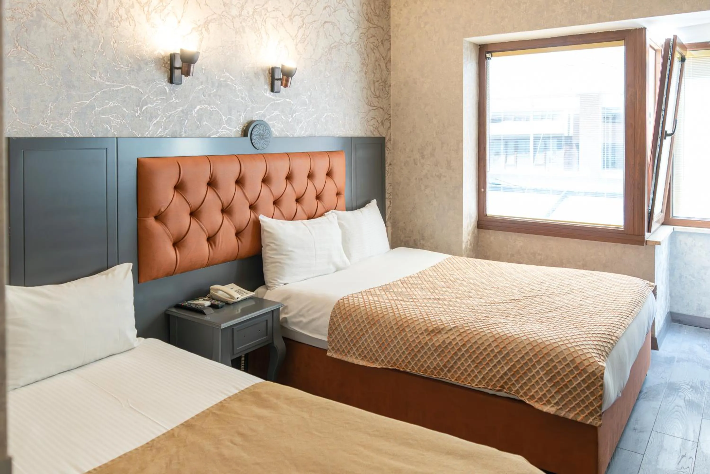 Bedroom, Bed in Taksim Cuento Hotel