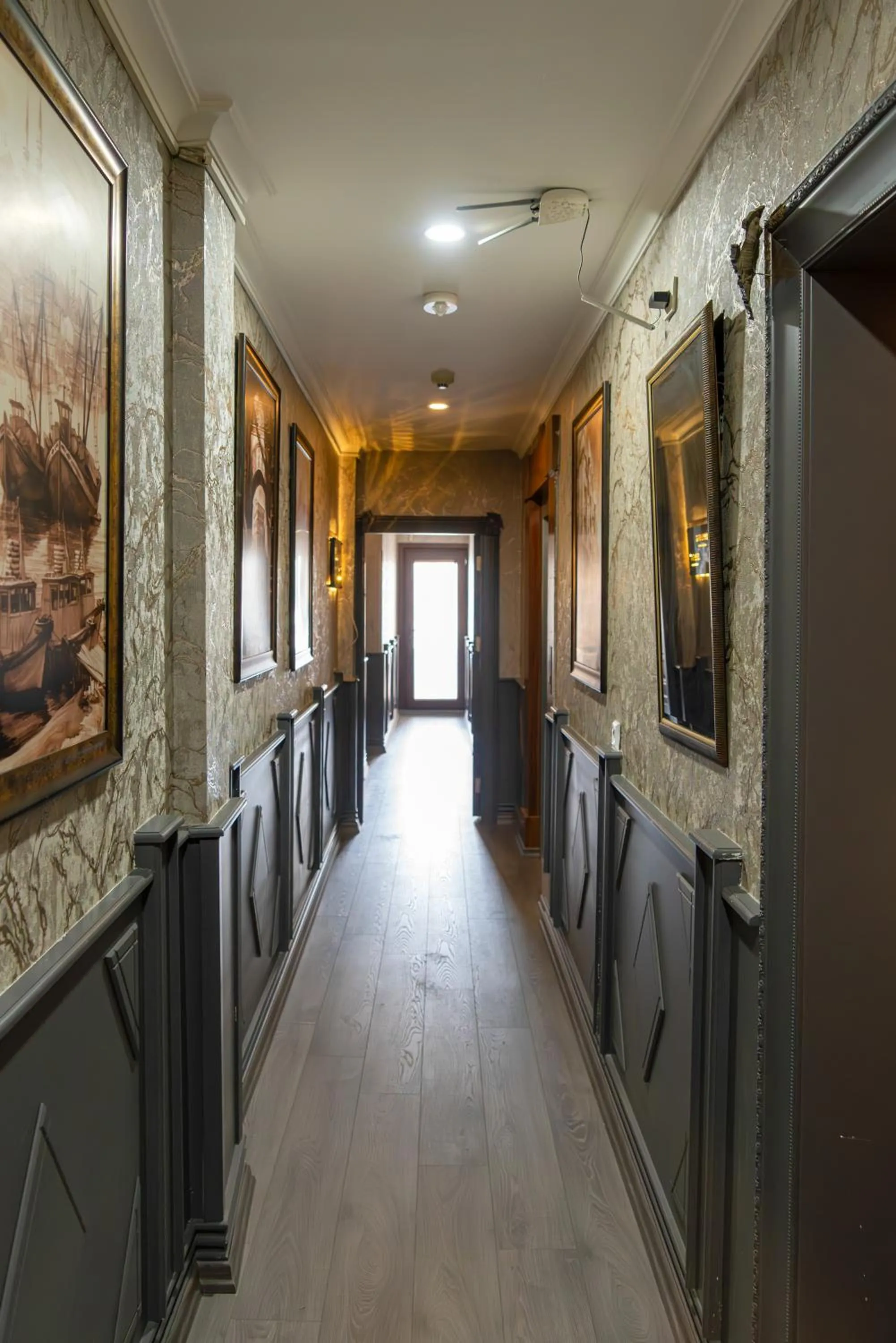 Property building in Taksim Cuento Hotel