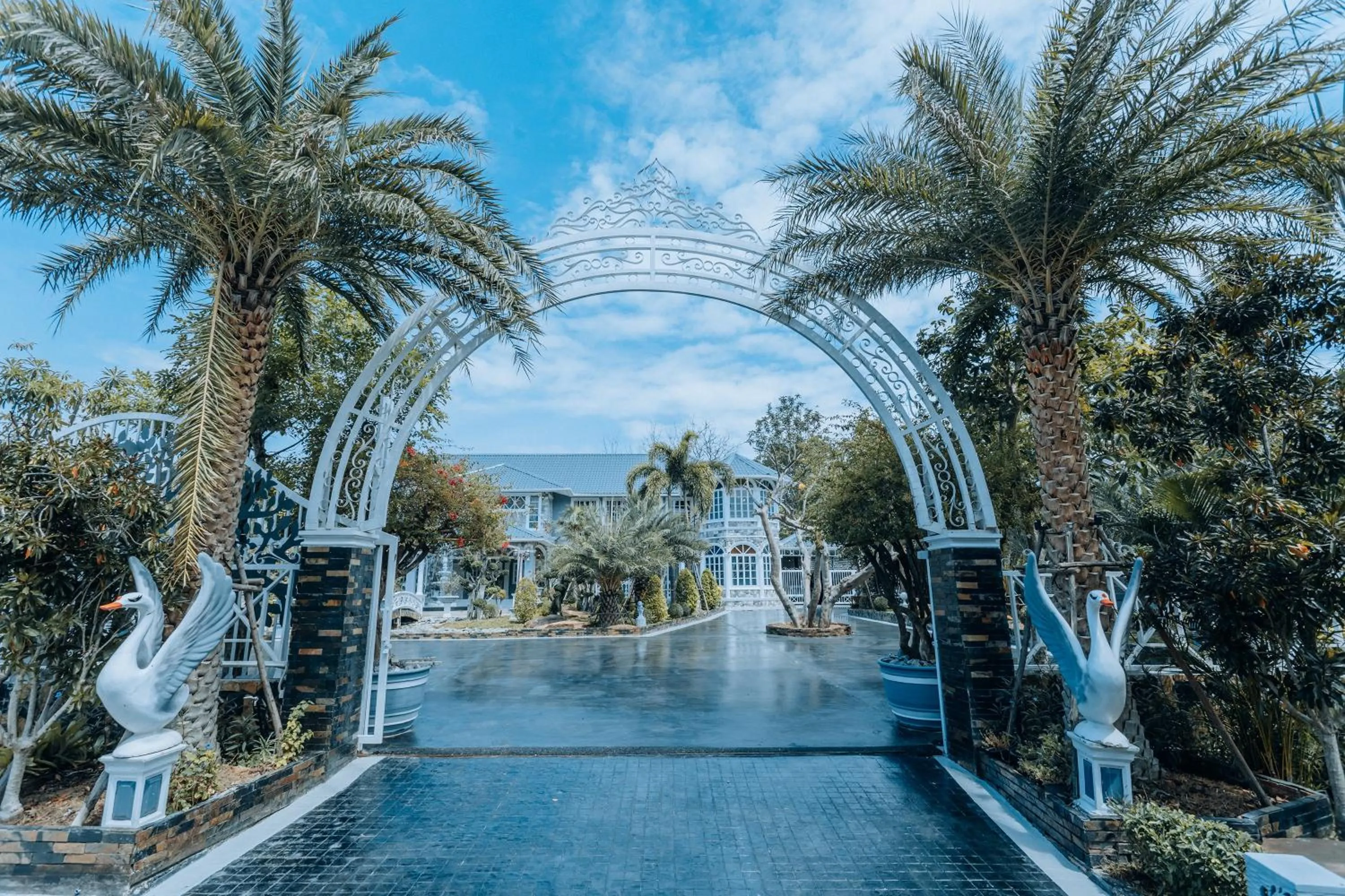 Property building in BB Le Garden