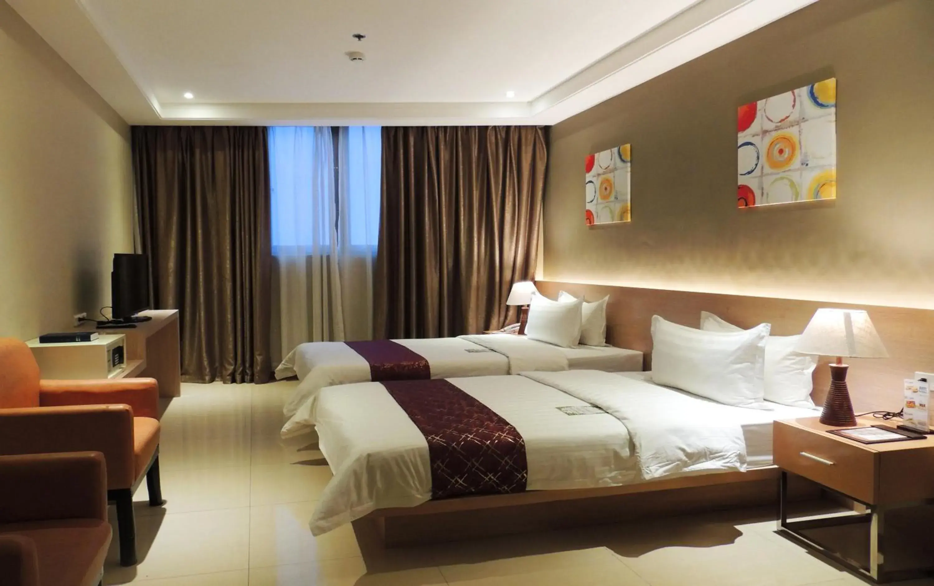 Deluxe Twin Room in Dela Chambre Hotel Deluxe Twin Room in Dela Chambre Hotel