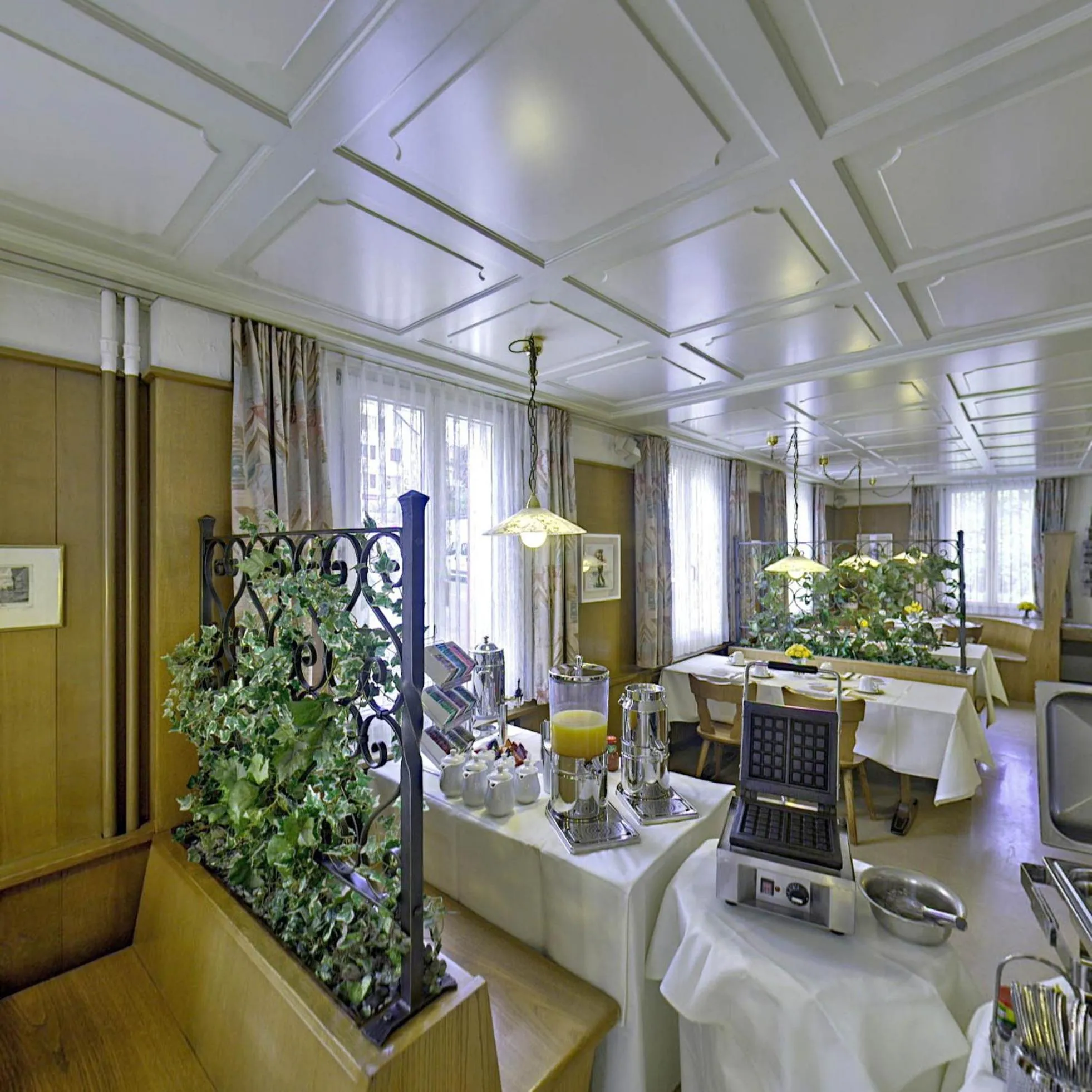 Restaurant/places to eat in Hotel Sporting