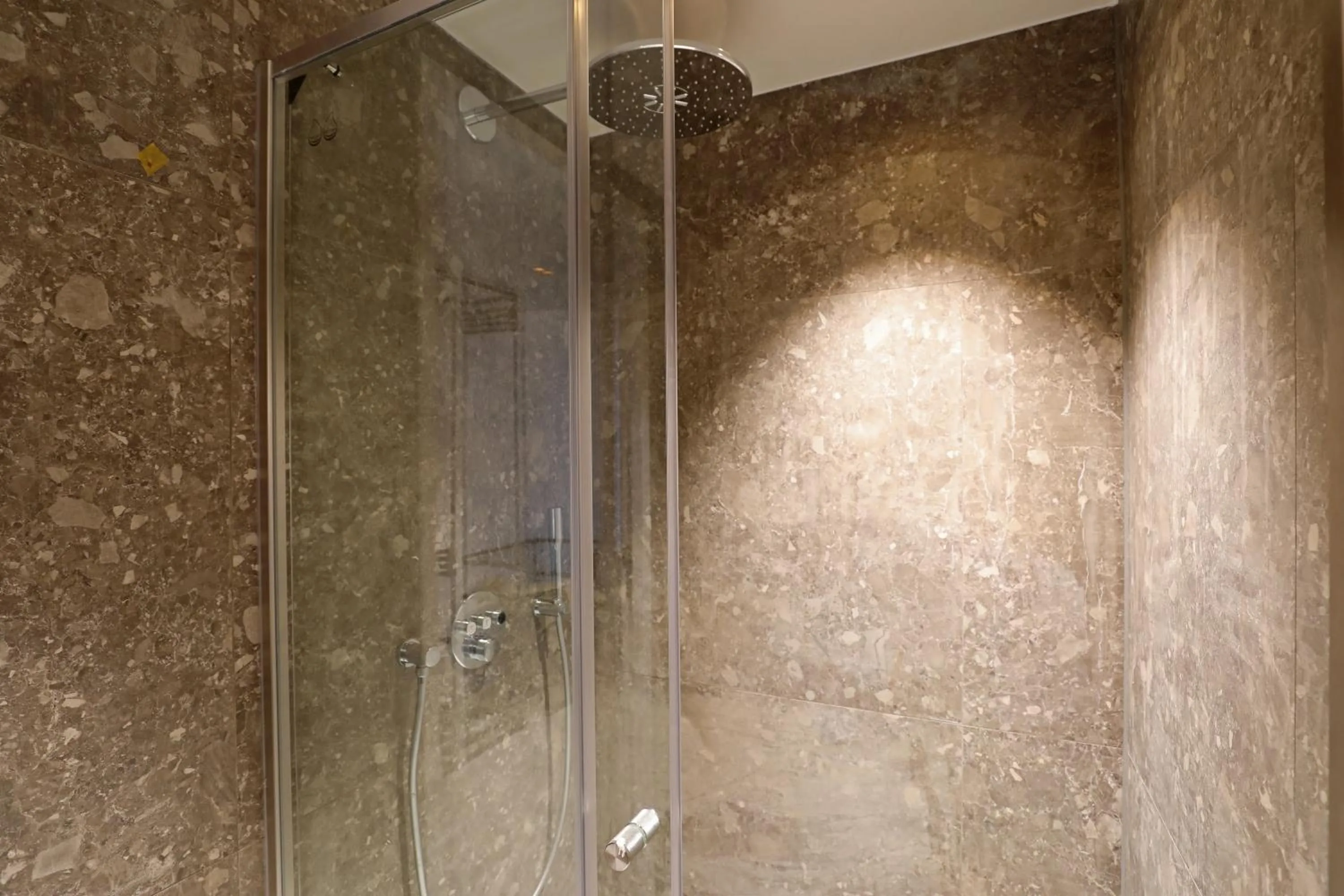 Shower in Valerius Boutique Hotel